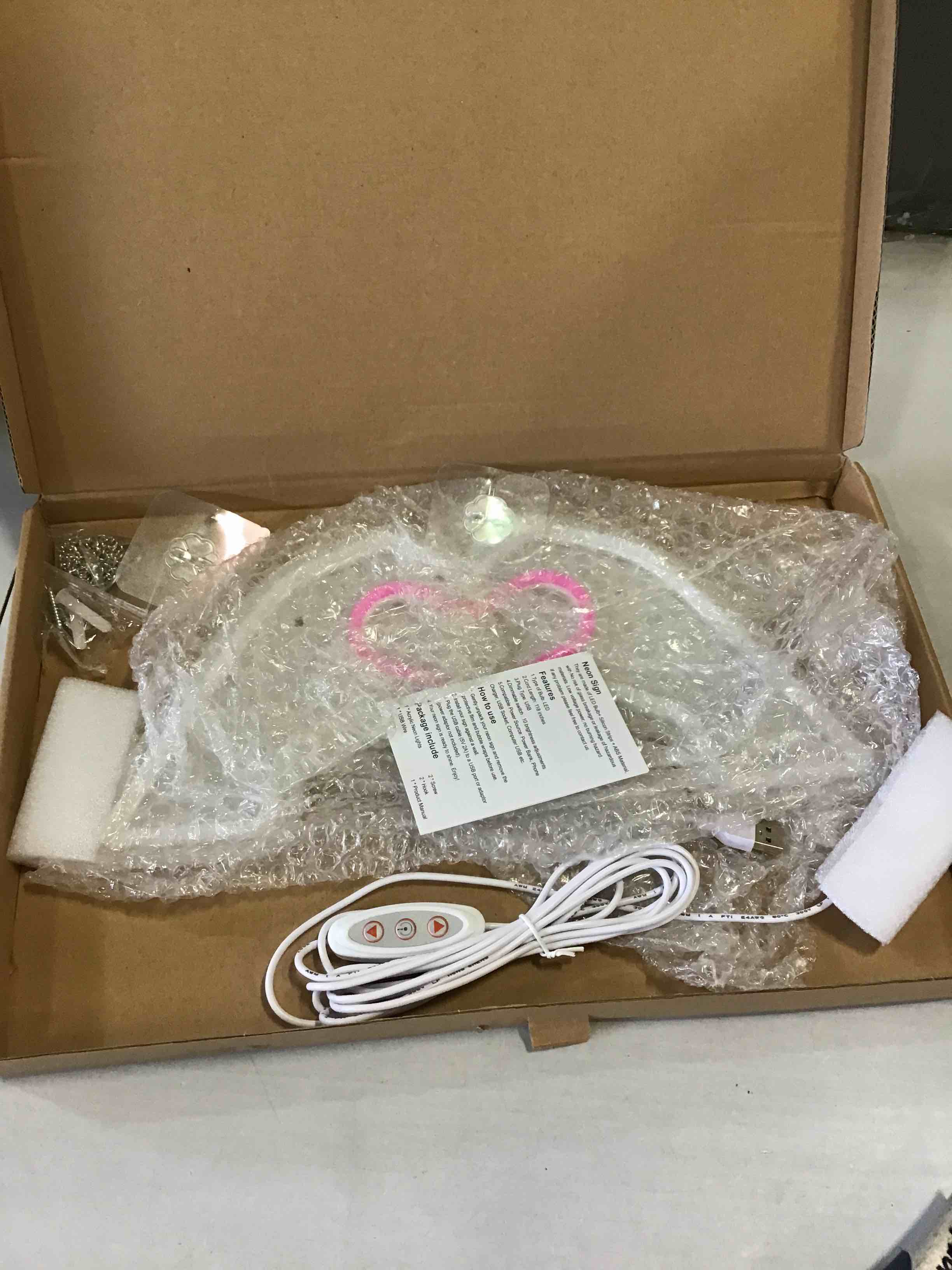 https://s3.amazonaws.com/lotting-images-prod/bidfta/_1747321158591.jpeg