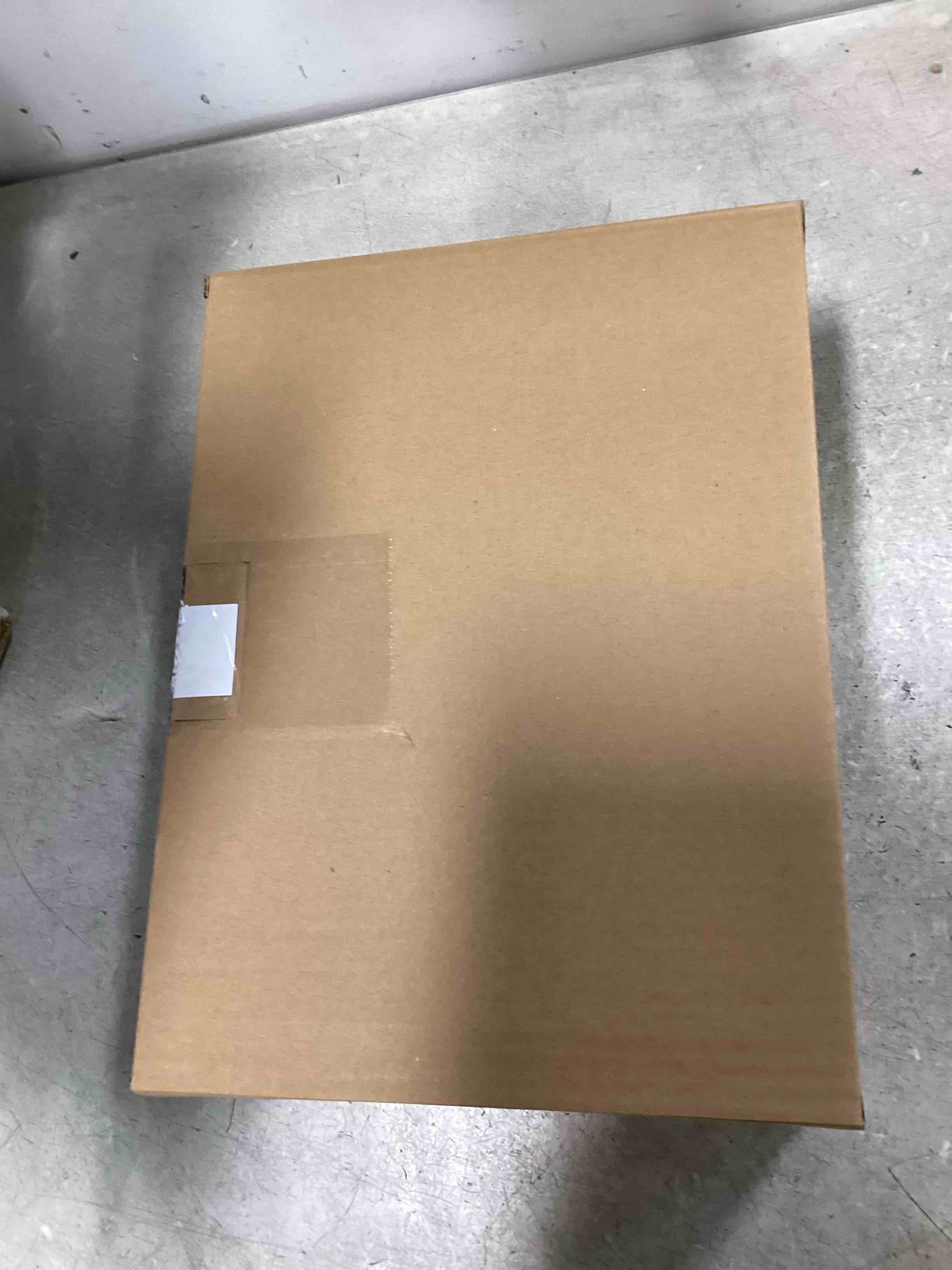 https://s3.amazonaws.com/lotting-images-prod/bidfta/_1747418482040.jpeg