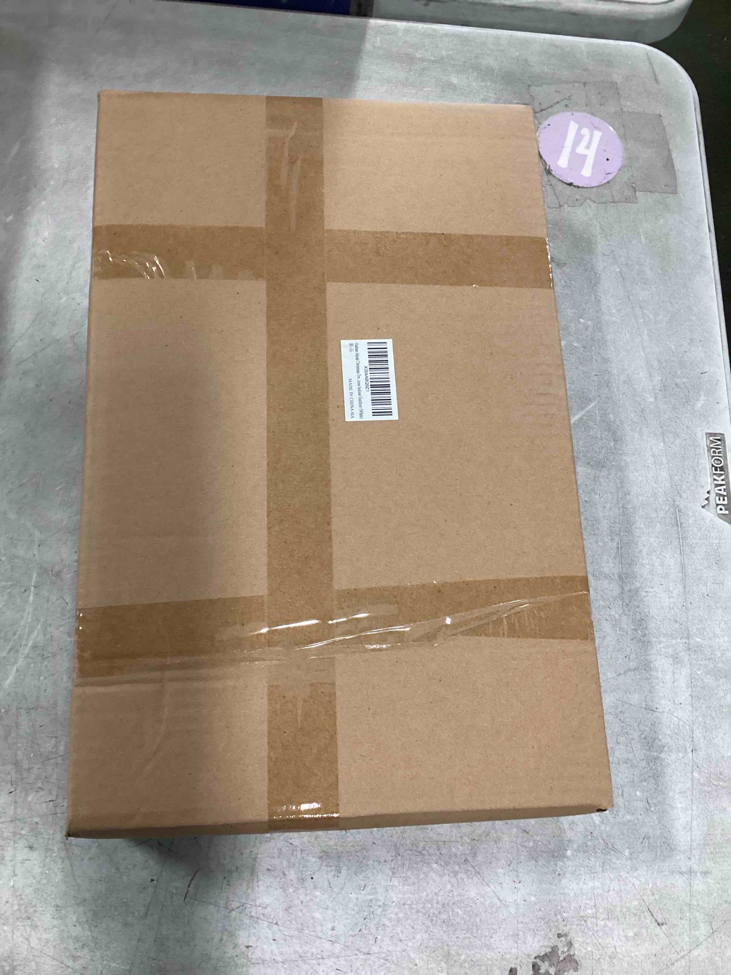 https://s3.amazonaws.com/lotting-images-prod/bidfta/_1747656902913.jpeg