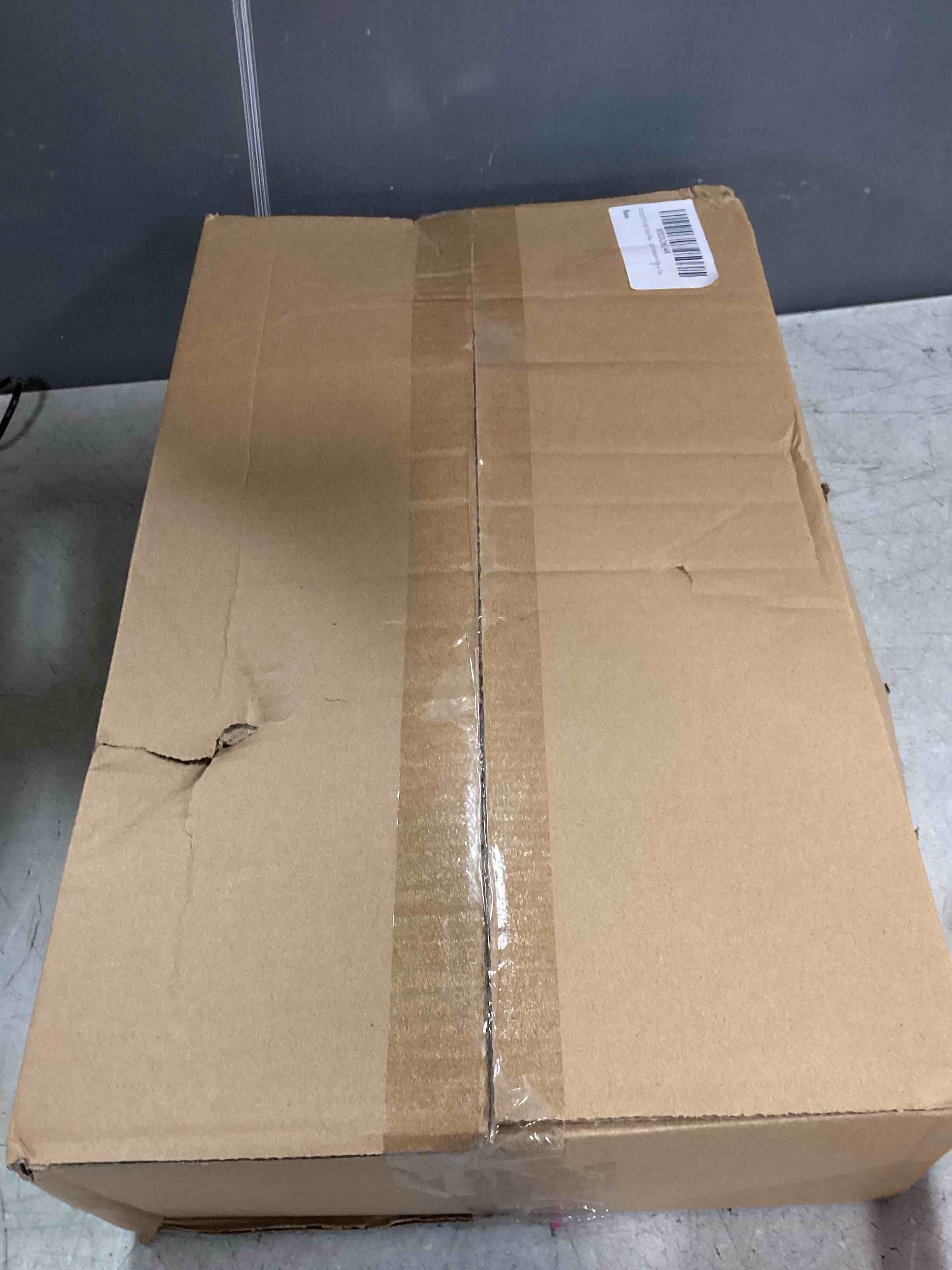 https://s3.amazonaws.com/lotting-images-prod/bidfta/_1748375890949.jpeg