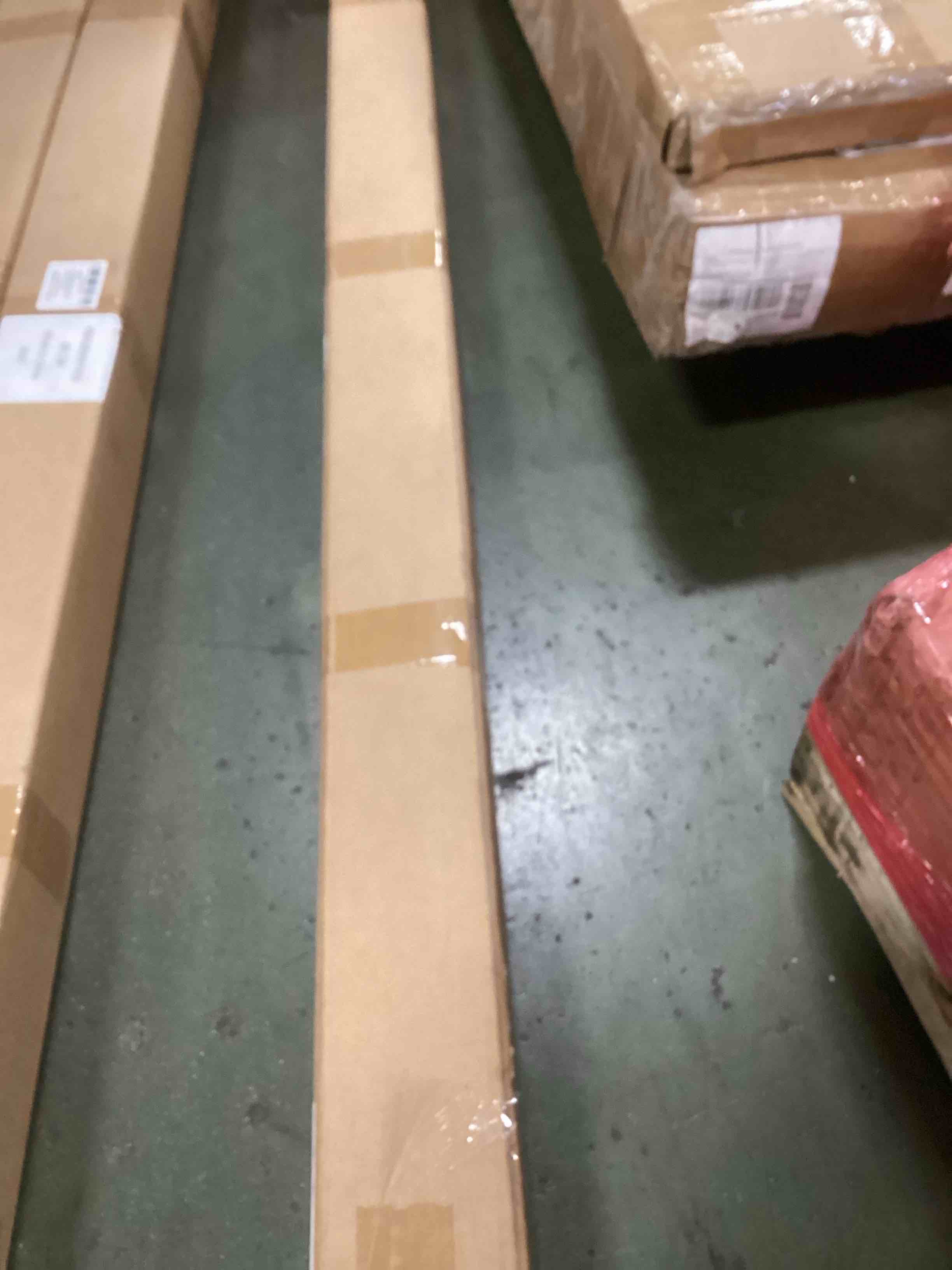 https://s3.amazonaws.com/lotting-images-prod/bidfta/_1748451921553.jpeg