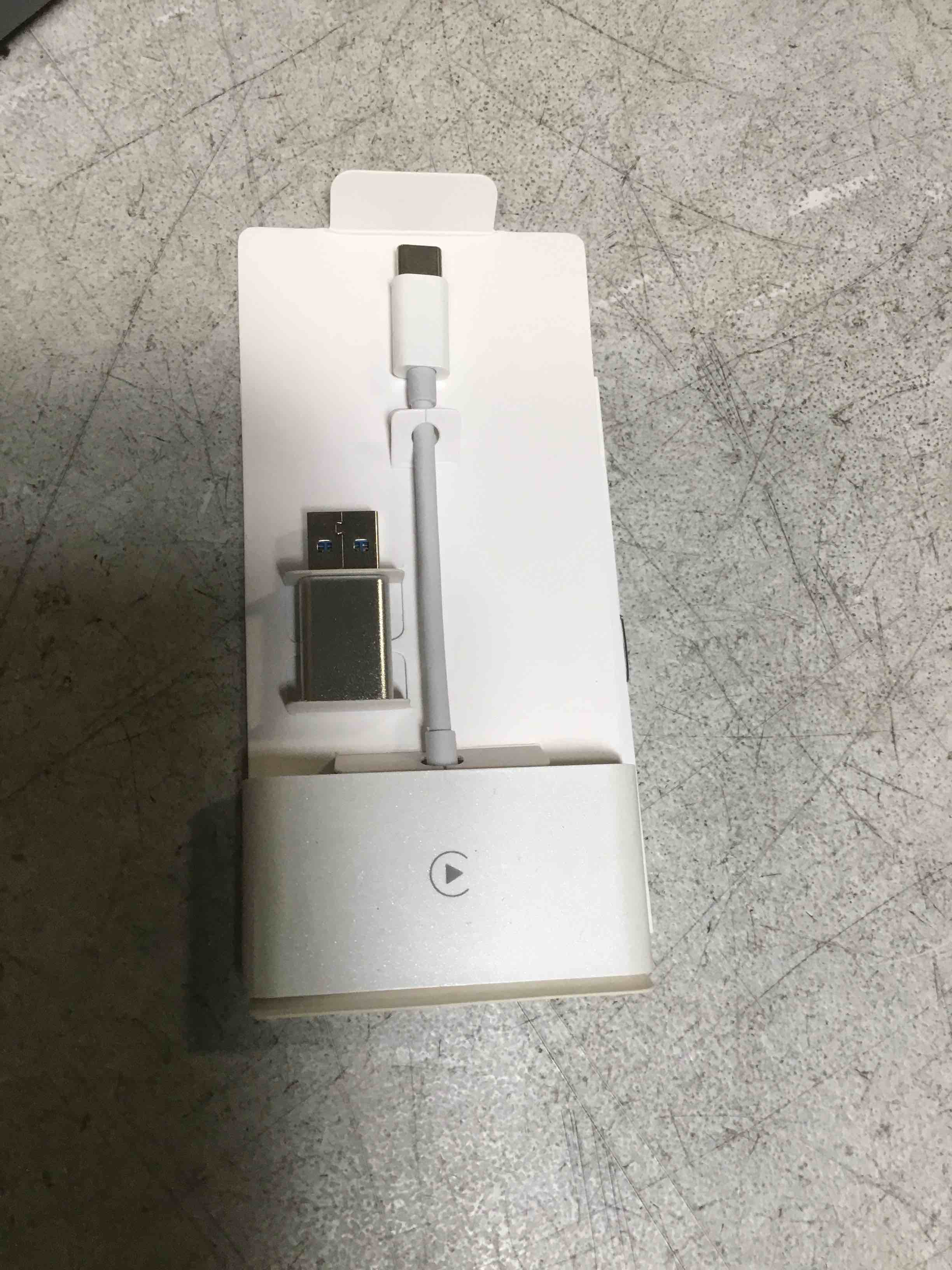 https://s3.amazonaws.com/lotting-images-prod/bidfta/_1749235334298.jpeg