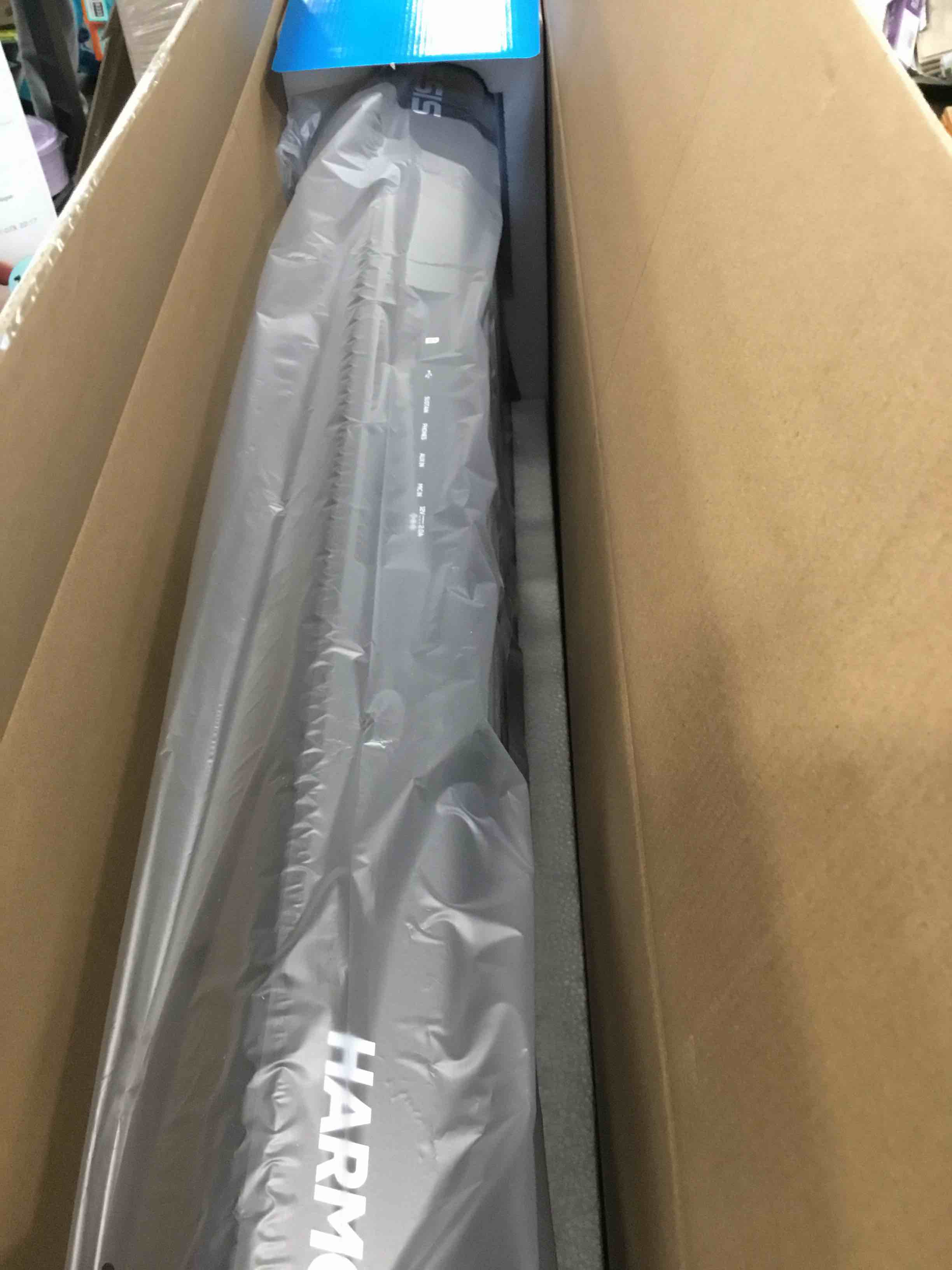 https://s3.amazonaws.com/lotting-images-prod/bidfta/_1750862027382.jpeg