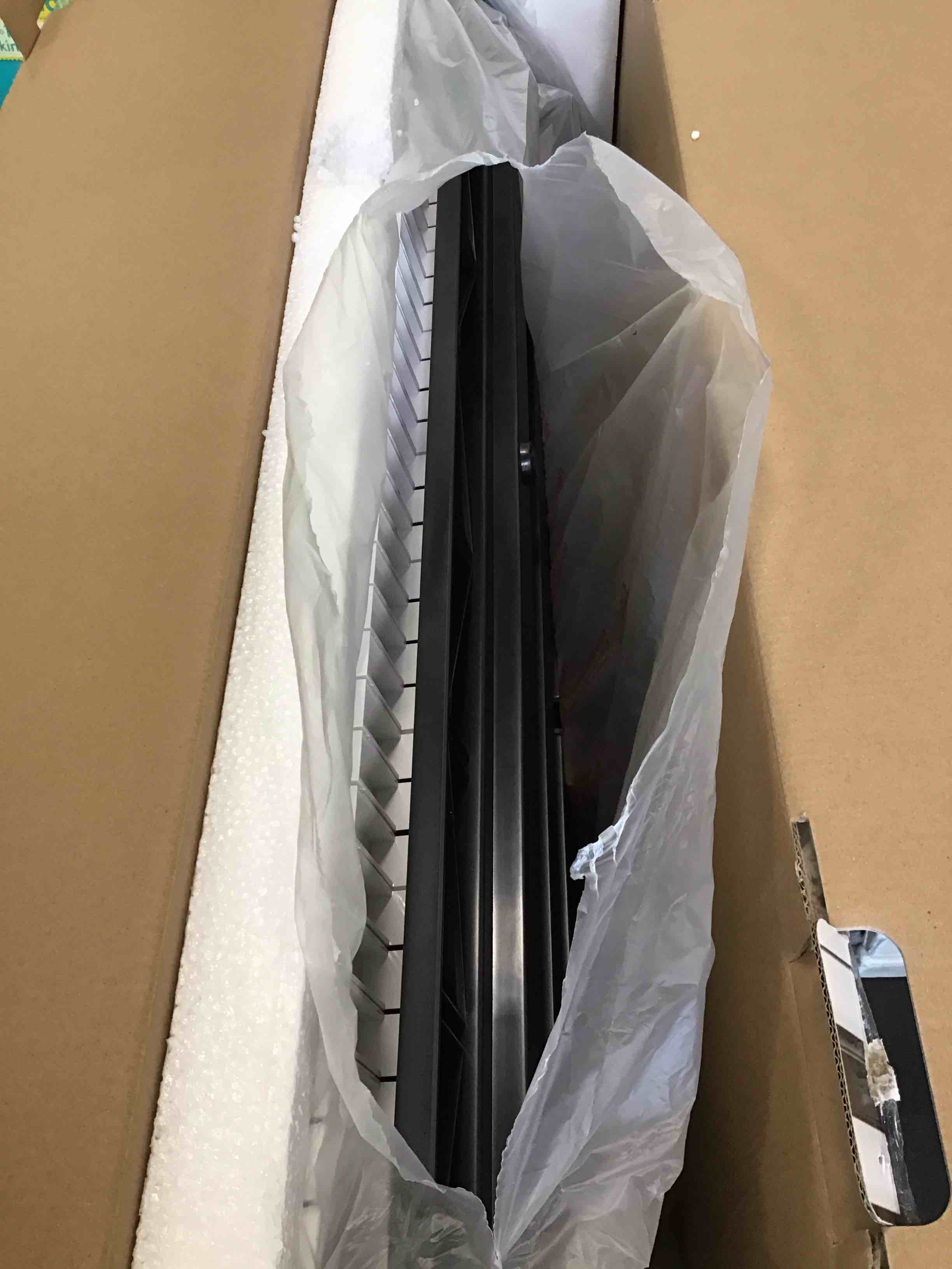 https://s3.amazonaws.com/lotting-images-prod/bidfta/_1750865782297.jpeg