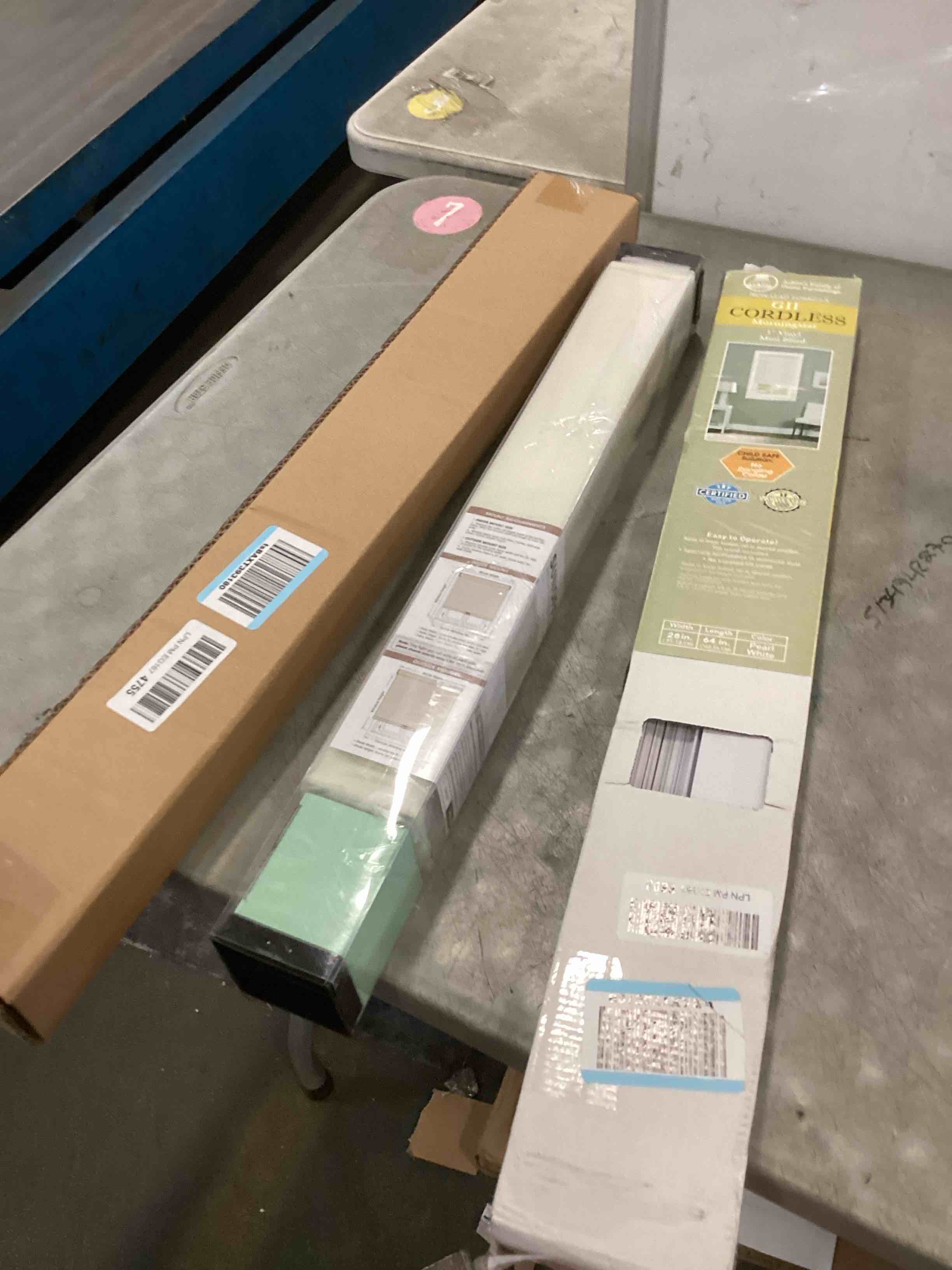 https://s3.amazonaws.com/lotting-images-prod/bidfta/_1751556565848.jpeg
