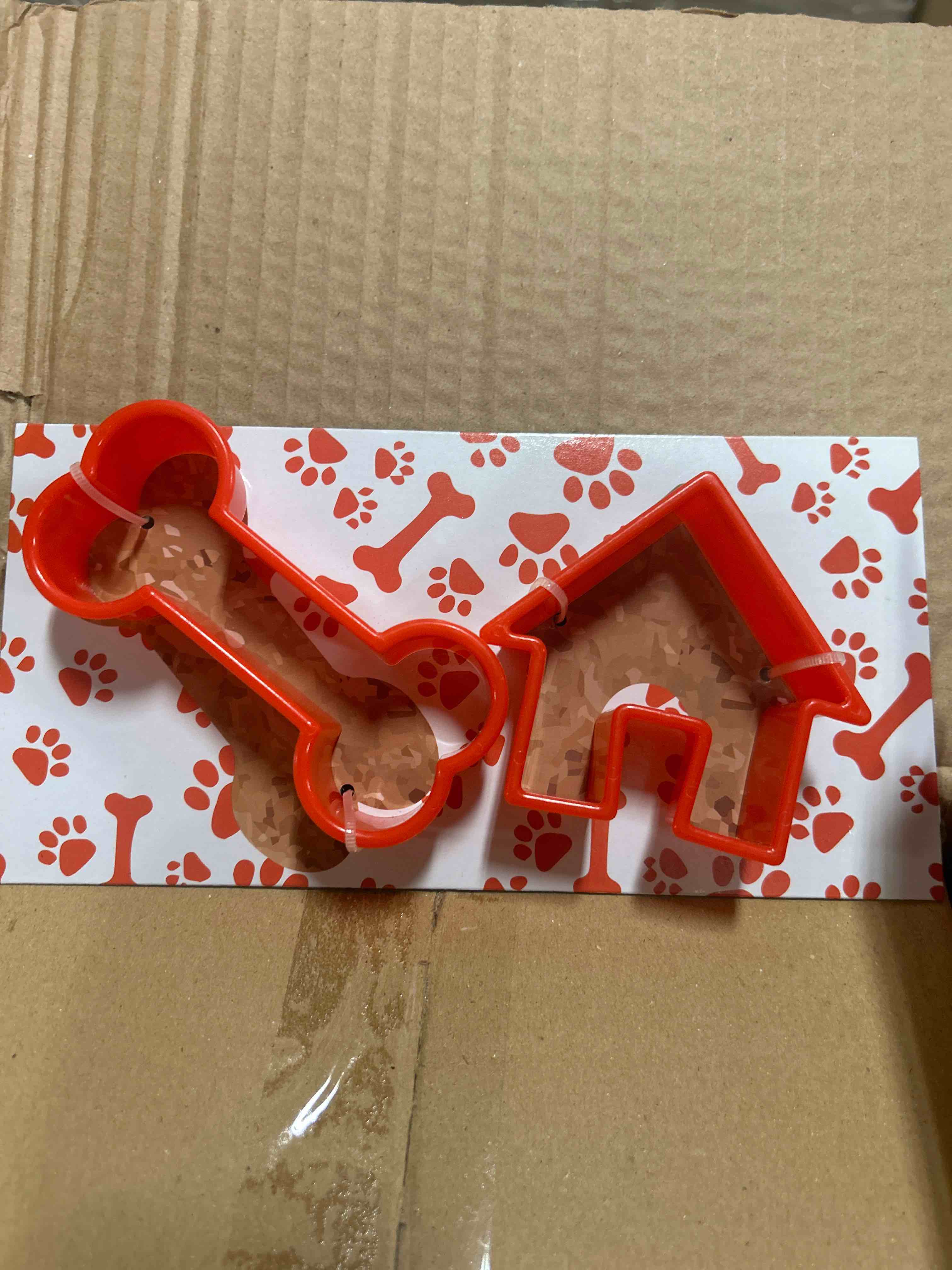 Case of 96 Set of 2 Pet Treat Cutter 