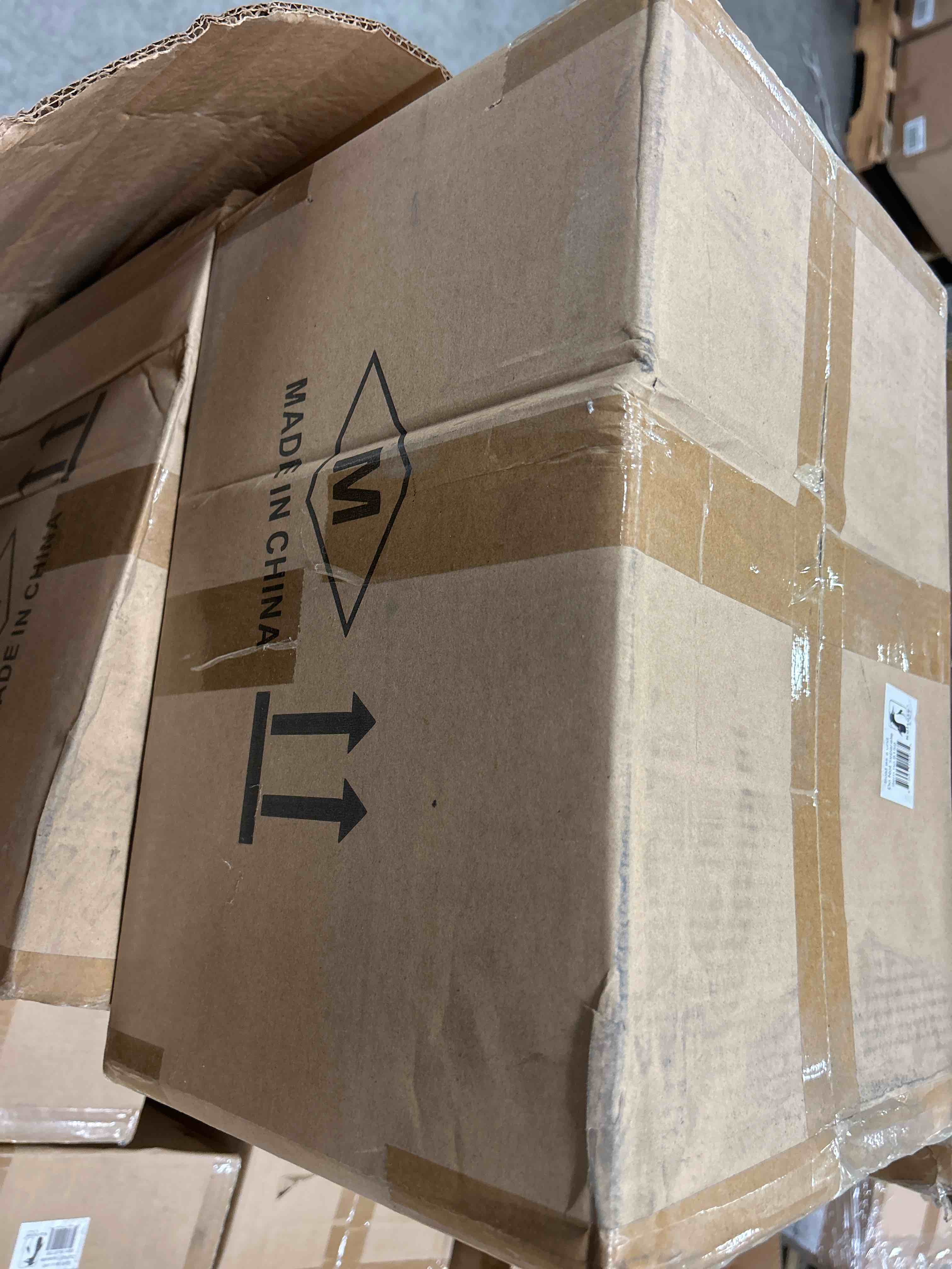 https://s3.amazonaws.com/lotting-images-prod/bidfta/_1752604120308.jpeg