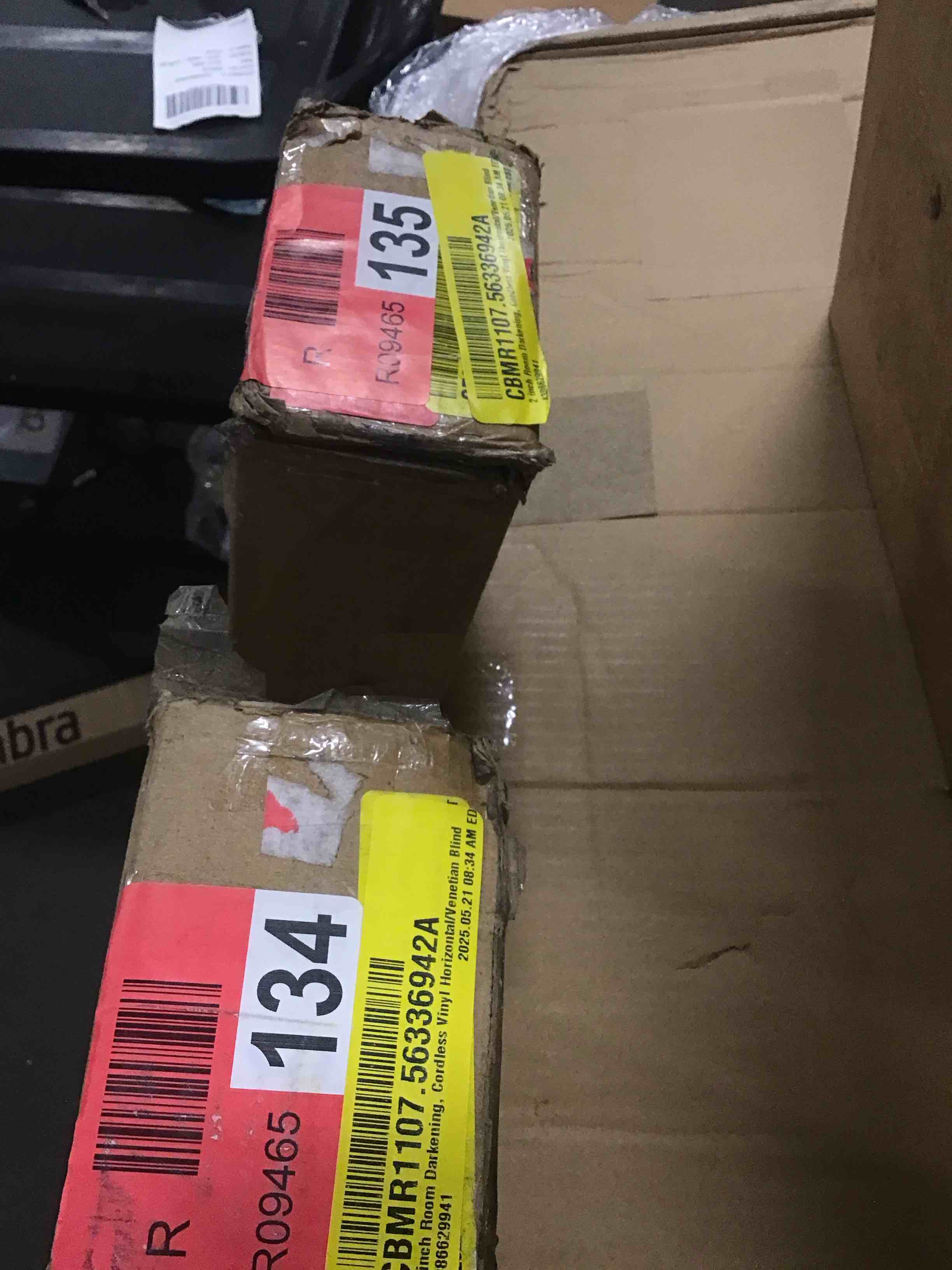 https://s3.amazonaws.com/lotting-images-prod/bidfta/_1752668093544.jpeg