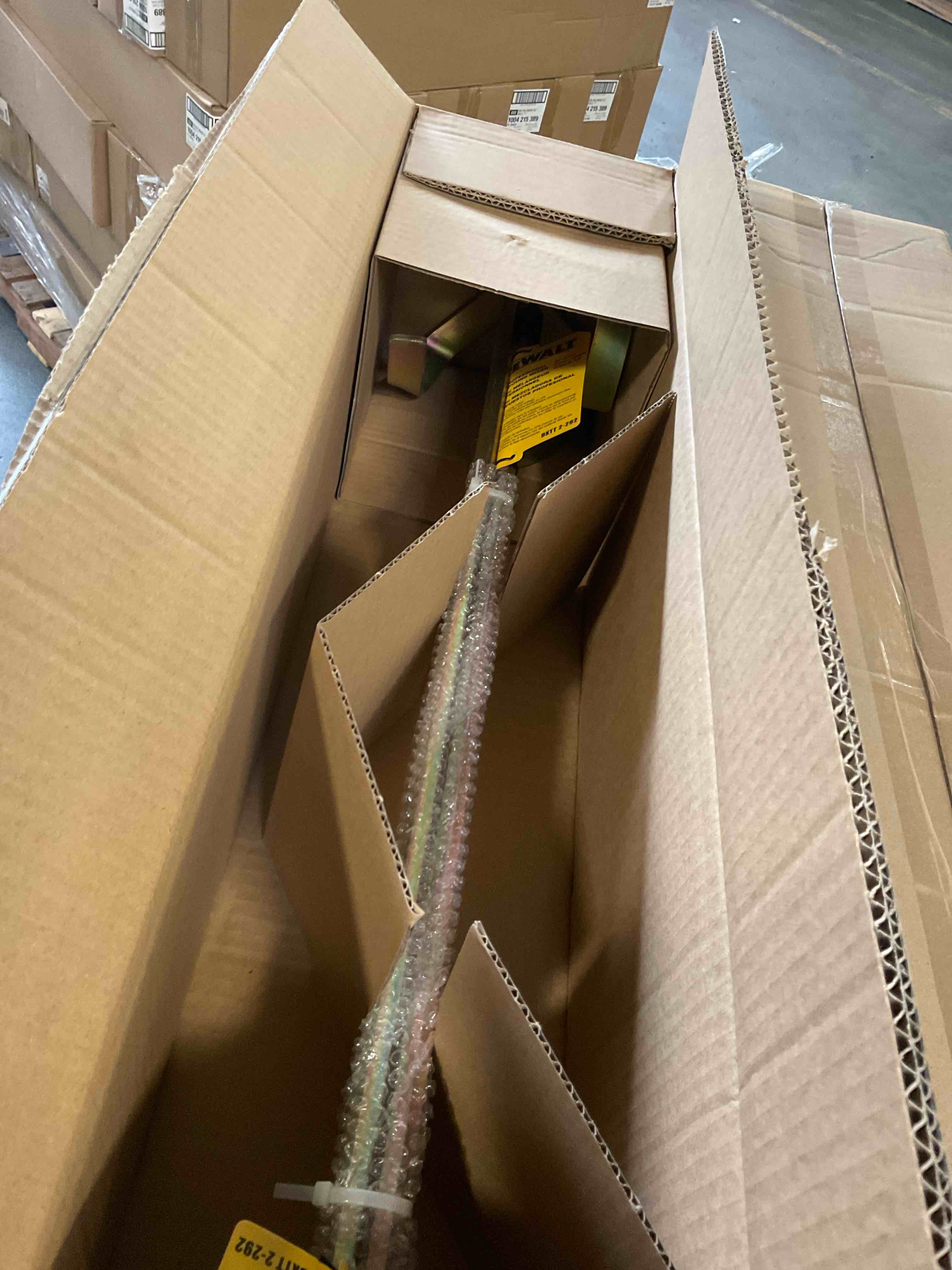 https://s3.amazonaws.com/lotting-images-prod/bidfta/_1752673883493.jpeg