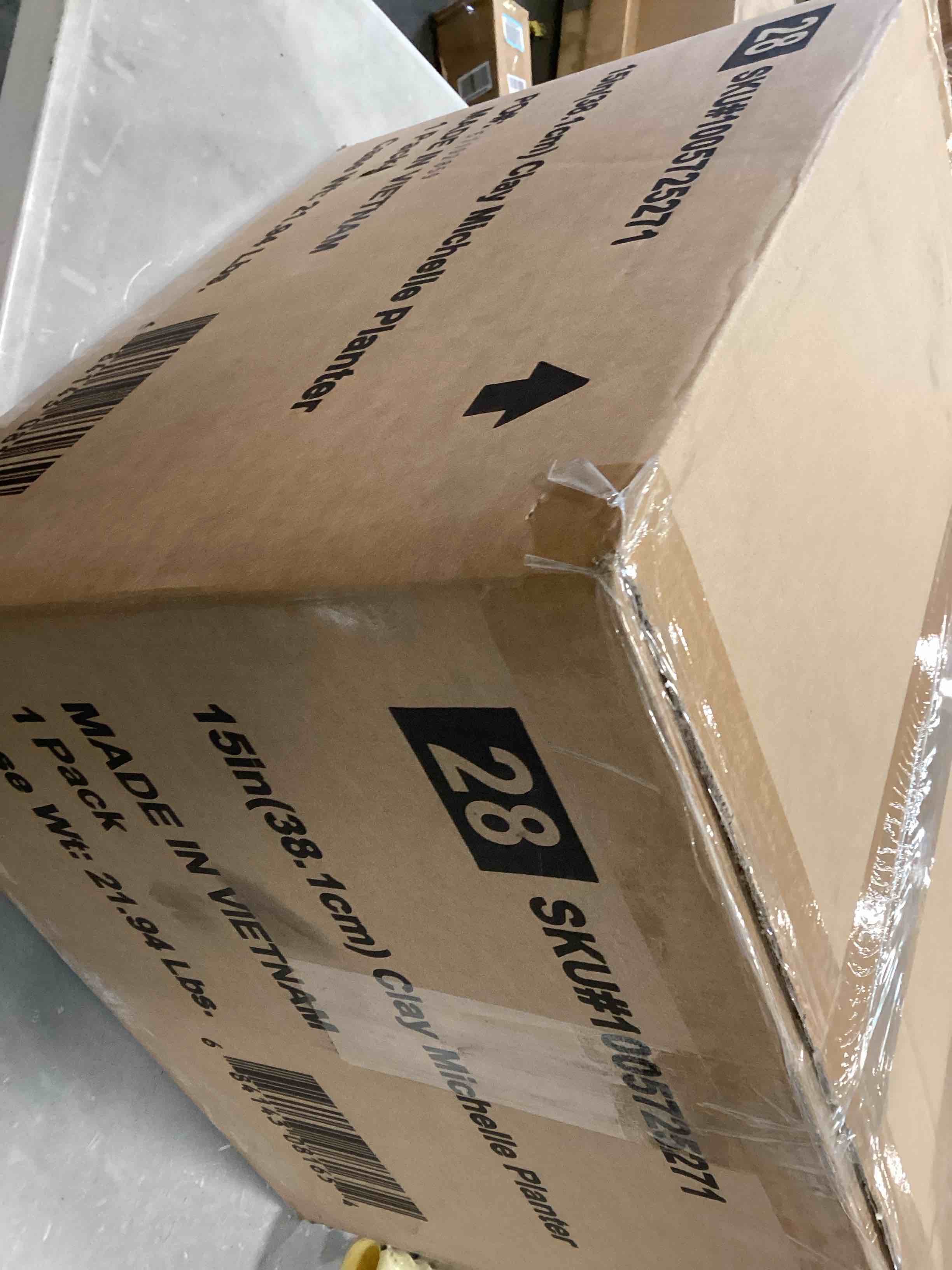 https://s3.amazonaws.com/lotting-images-prod/bidfta/_1753383818854.jpeg