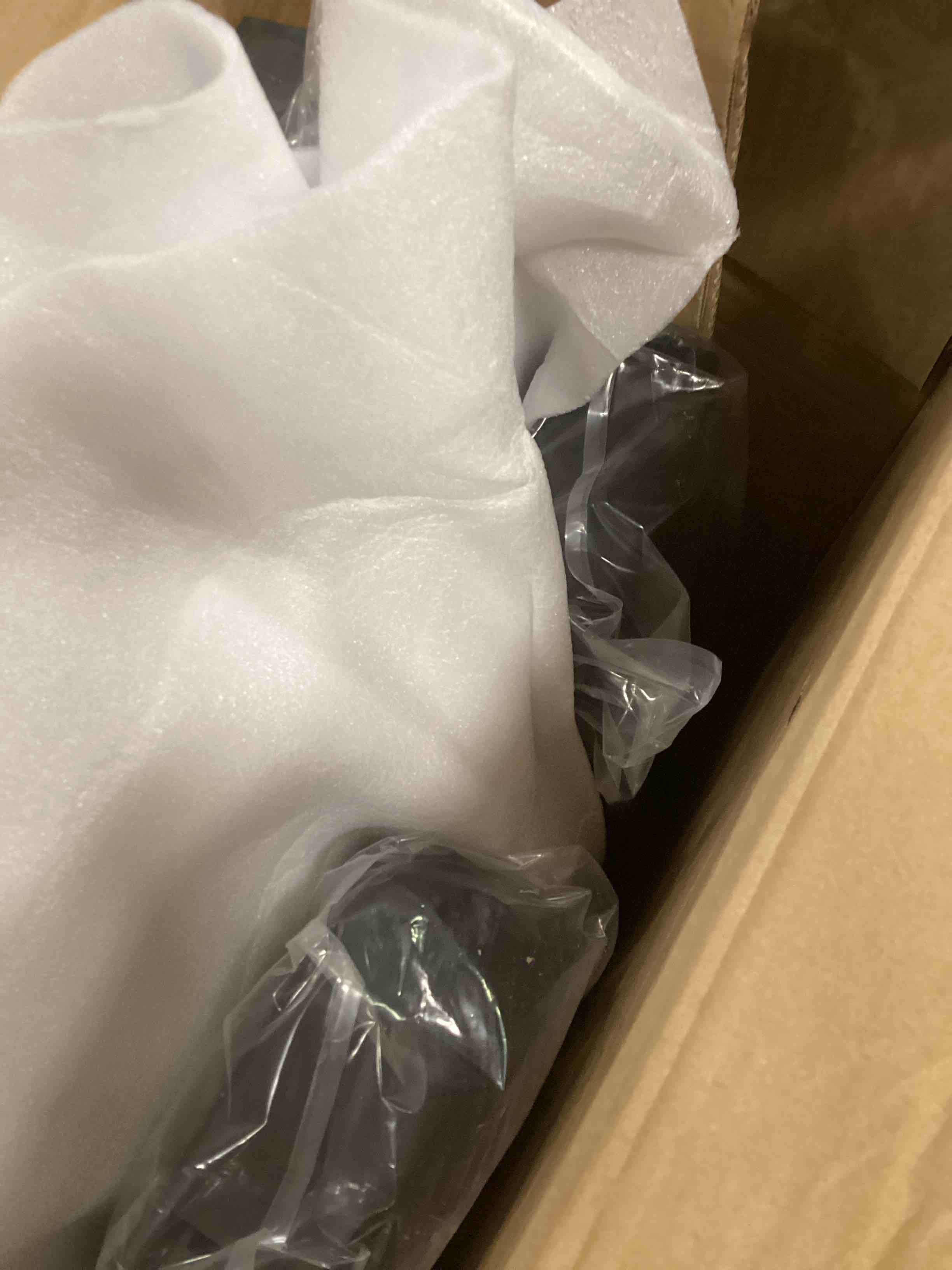 https://s3.amazonaws.com/lotting-images-prod/bidfta/_1754337493099.jpeg