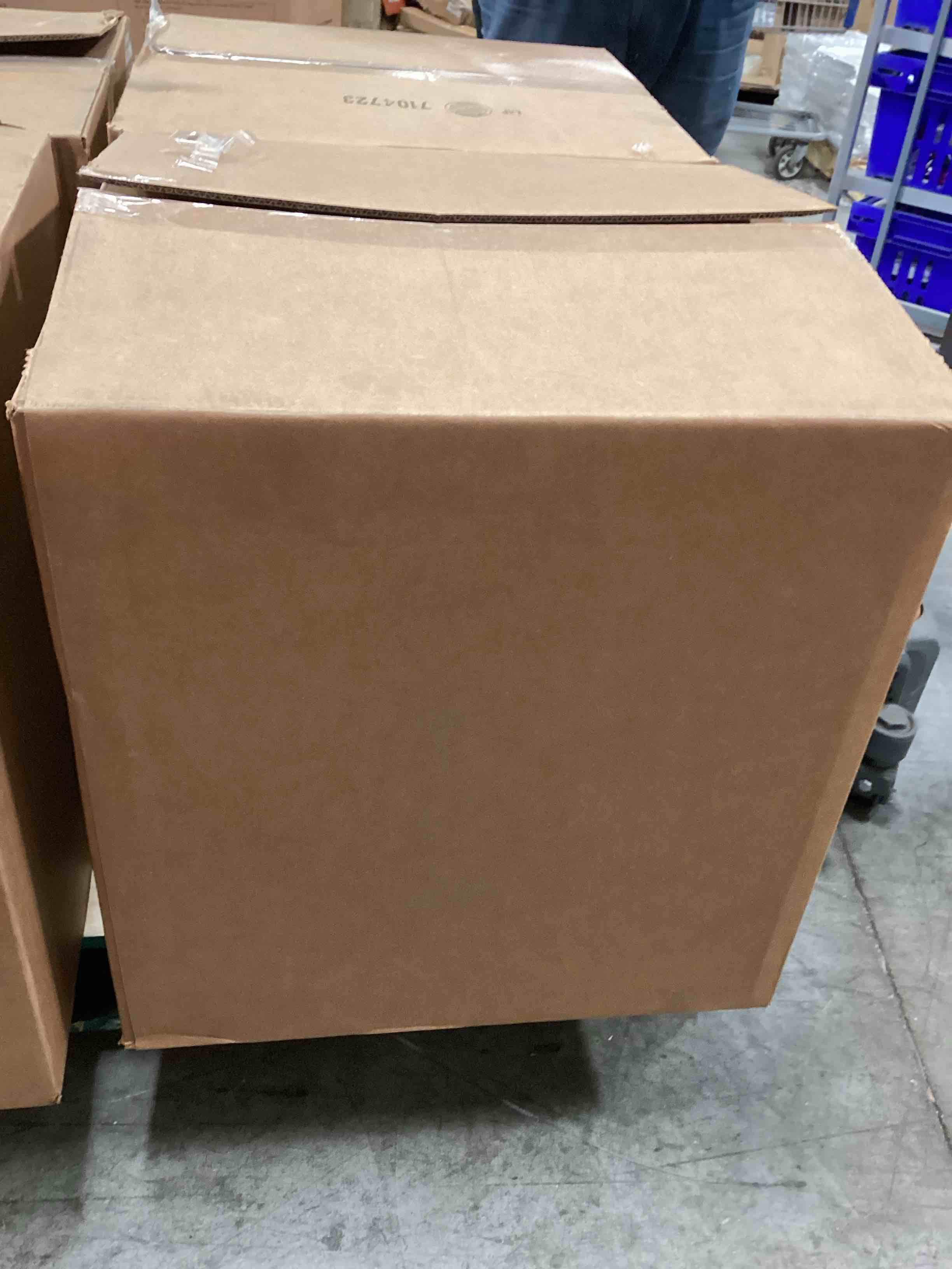 https://s3.amazonaws.com/lotting-images-prod/bidfta/_1754672859532.jpeg