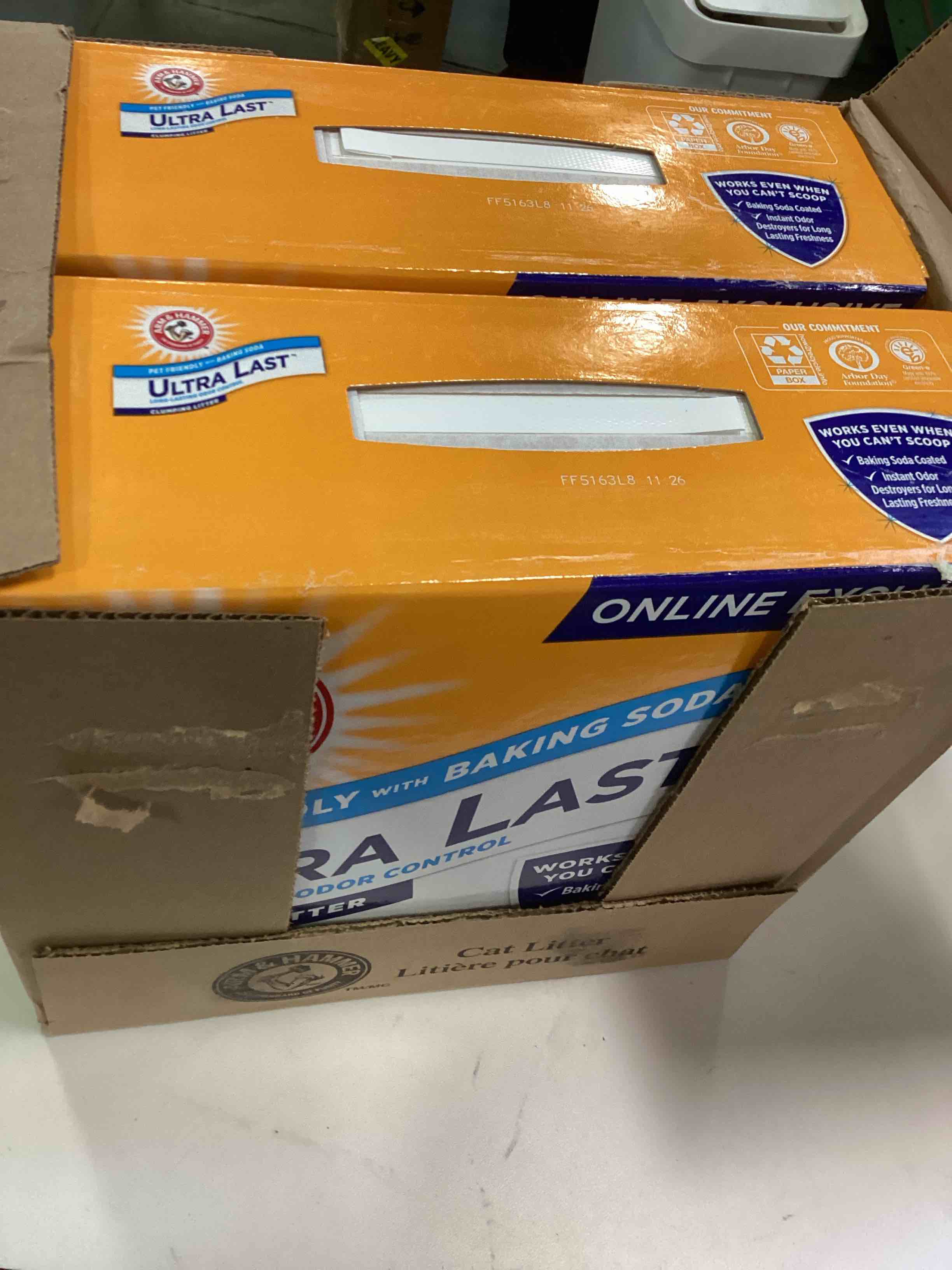 (pack of 2) ARM & HAMMER Ultra Last Clumping Cat Litter Unscented MultiCat 18 Lbs. Pet Friendly with Baking Soda Odor Control Litter