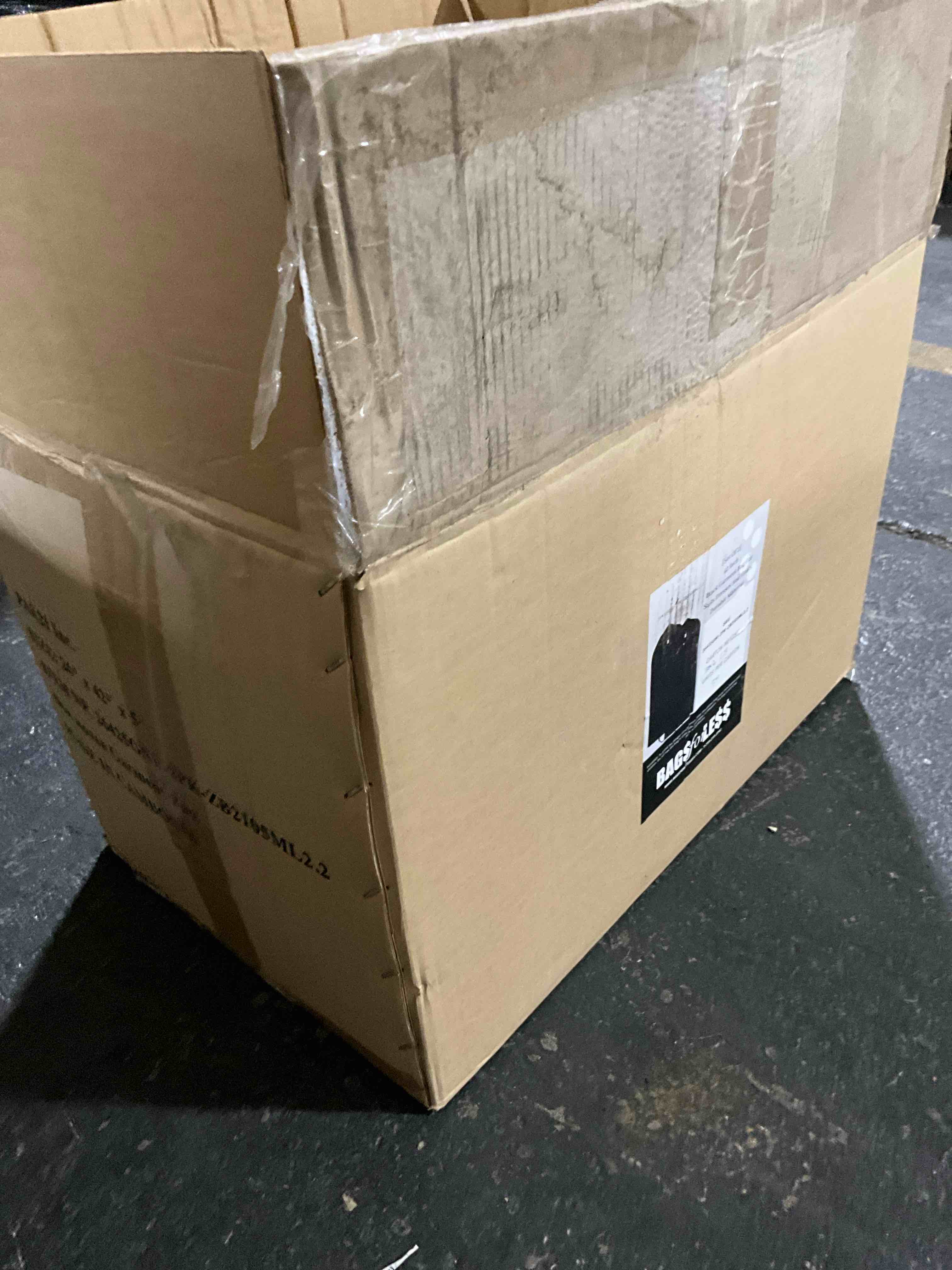 https://s3.amazonaws.com/lotting-images-prod/bidfta/_1756400882809.jpeg