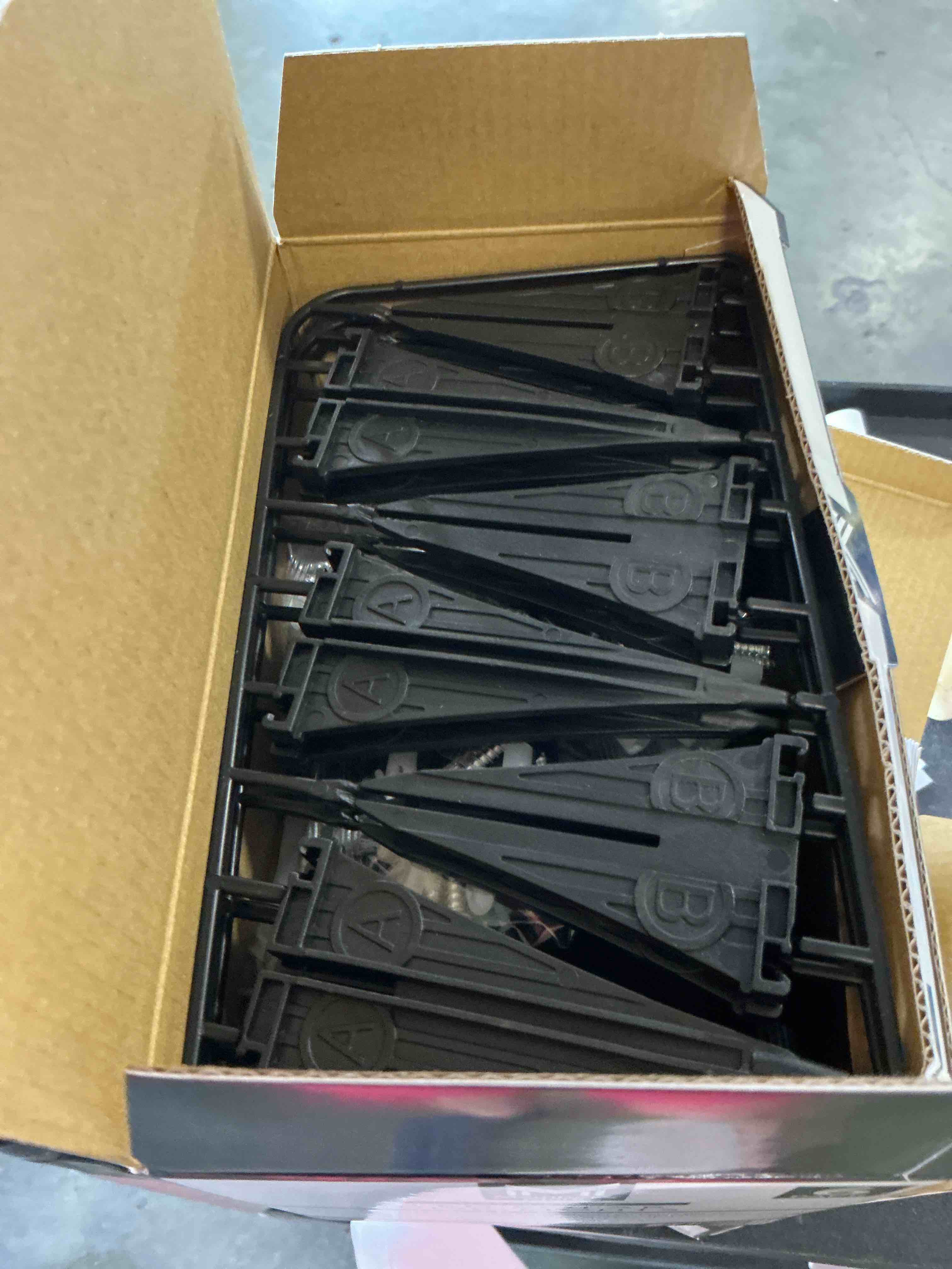 https://s3.amazonaws.com/lotting-images-prod/bidfta/_1756401748817.jpeg