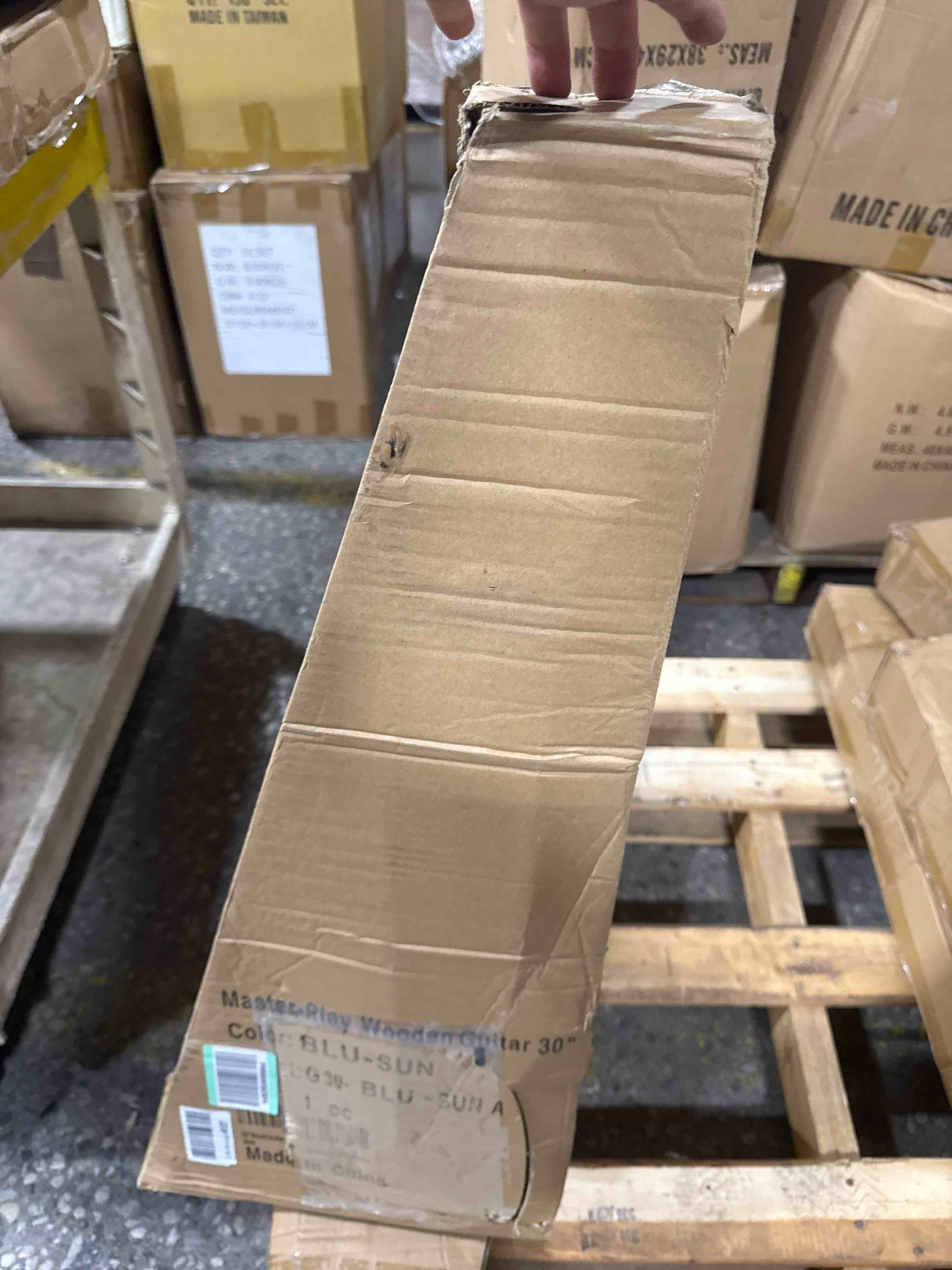 https://s3.amazonaws.com/lotting-images-prod/bidfta/_1757000302452.jpeg