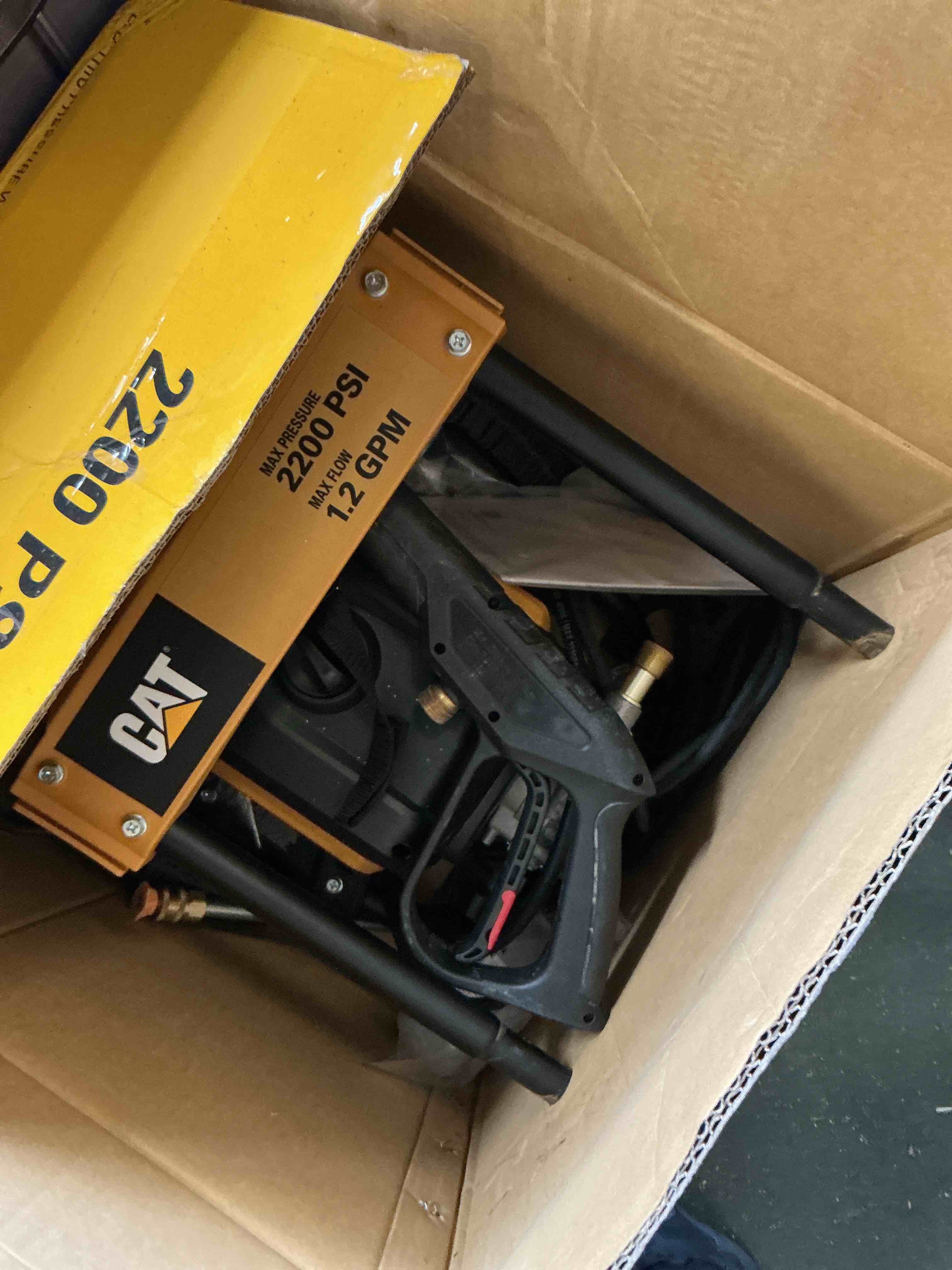 https://s3.amazonaws.com/lotting-images-prod/bidfta/_1757011474236.jpeg