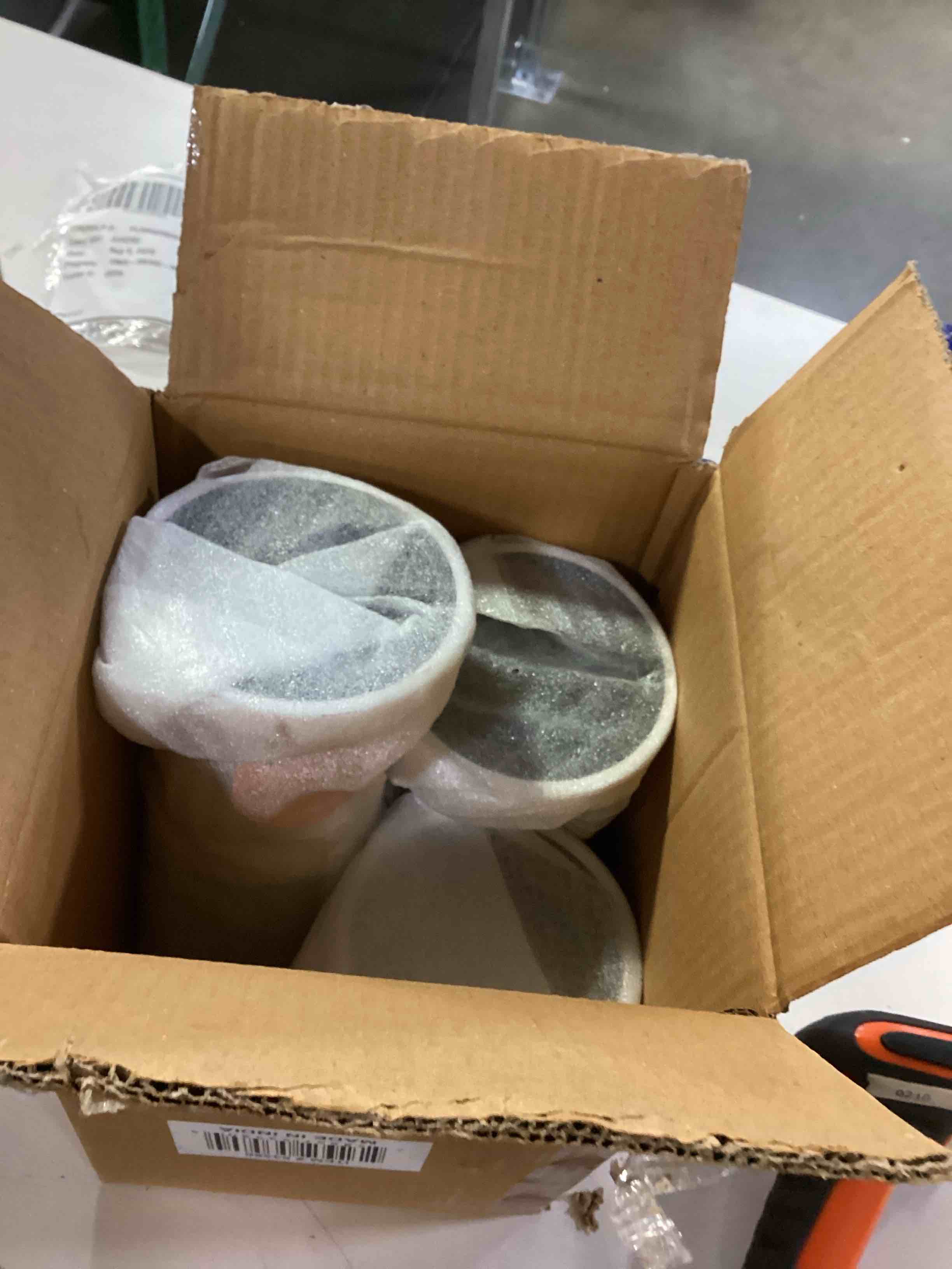 https://s3.amazonaws.com/lotting-images-prod/bidfta/_1757591292012.jpeg