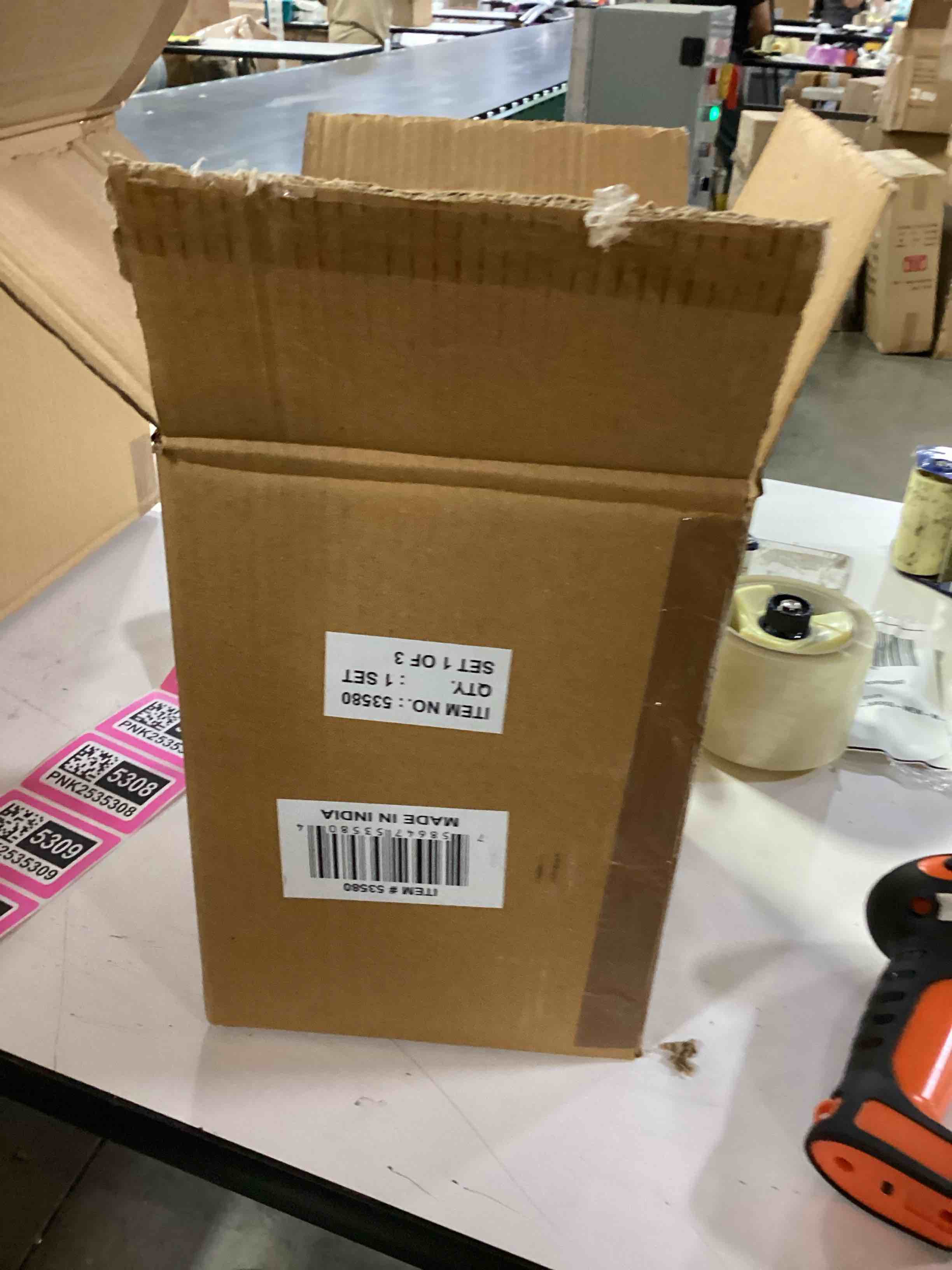 https://s3.amazonaws.com/lotting-images-prod/bidfta/_1757591298636.jpeg