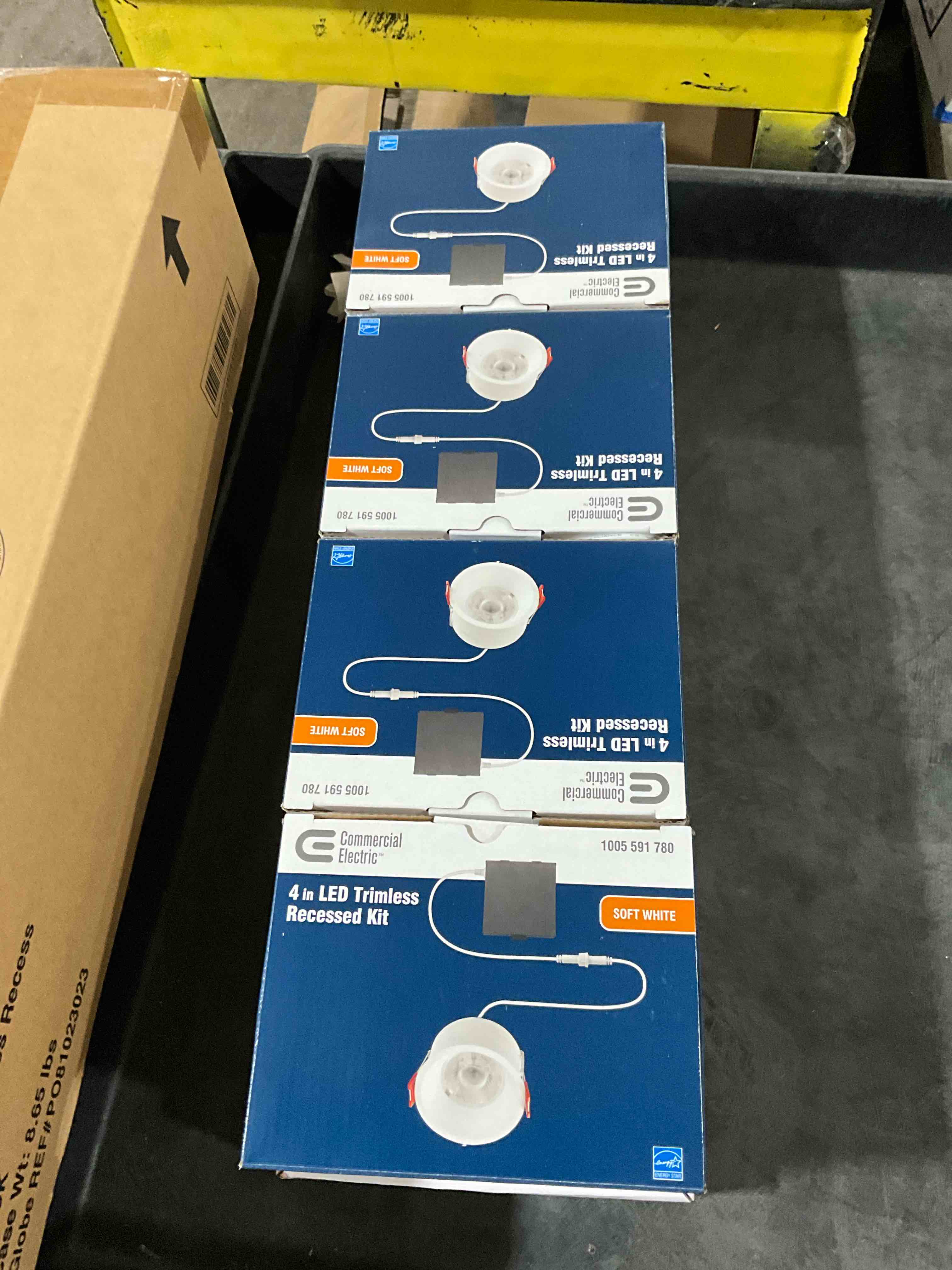 https://s3.amazonaws.com/lotting-images-prod/bidfta/_1757603519460.jpeg