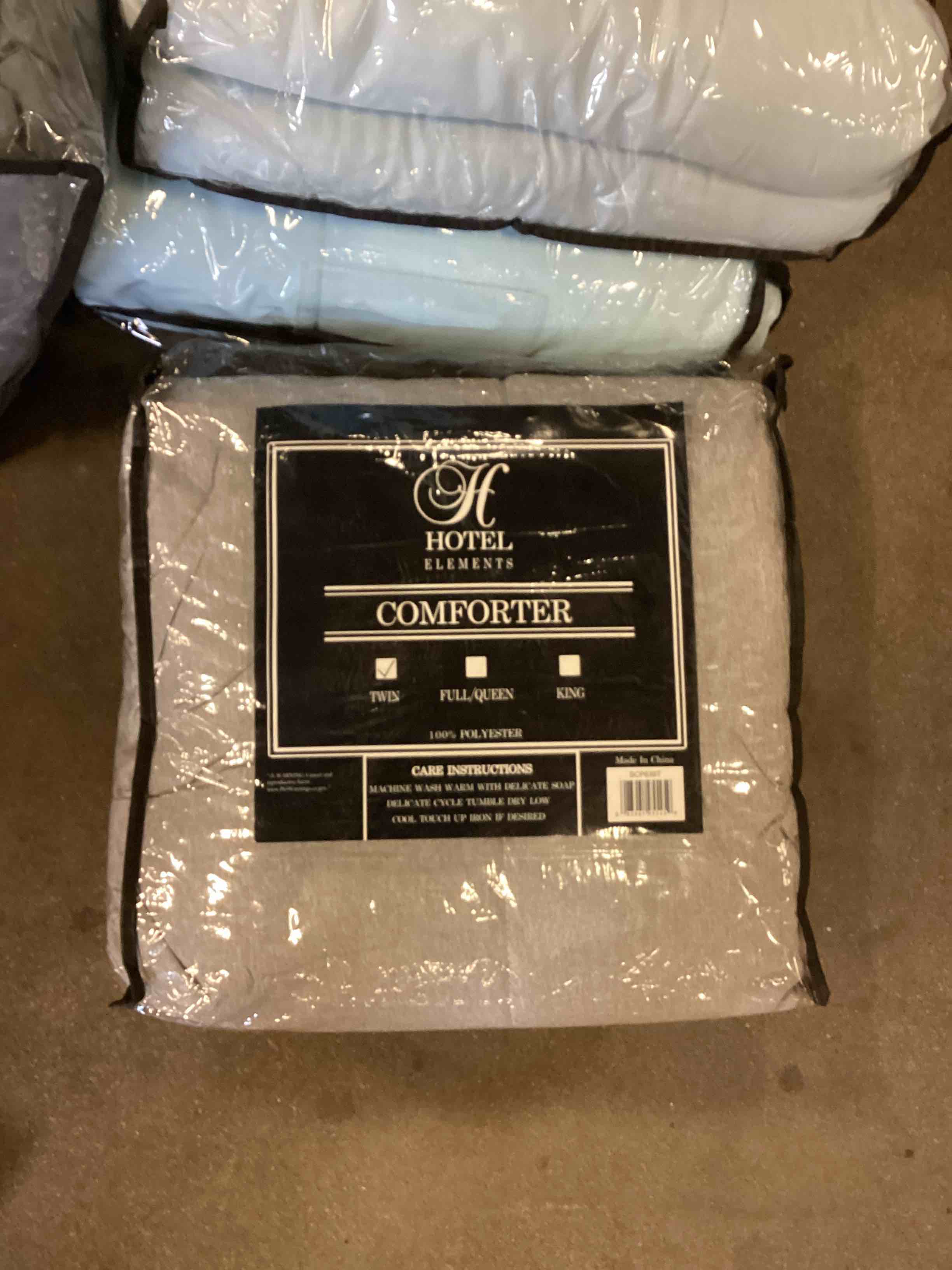 https://s3.amazonaws.com/lotting-images-prod/bidfta/_1757613797144.jpeg