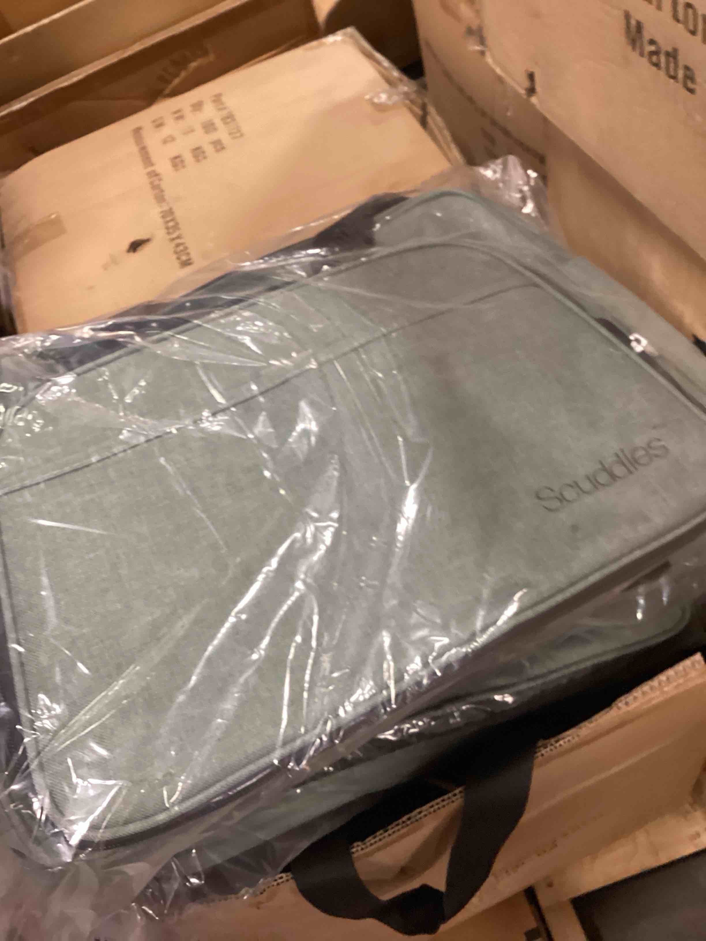 https://s3.amazonaws.com/lotting-images-prod/bidfta/_1757620536215.jpeg