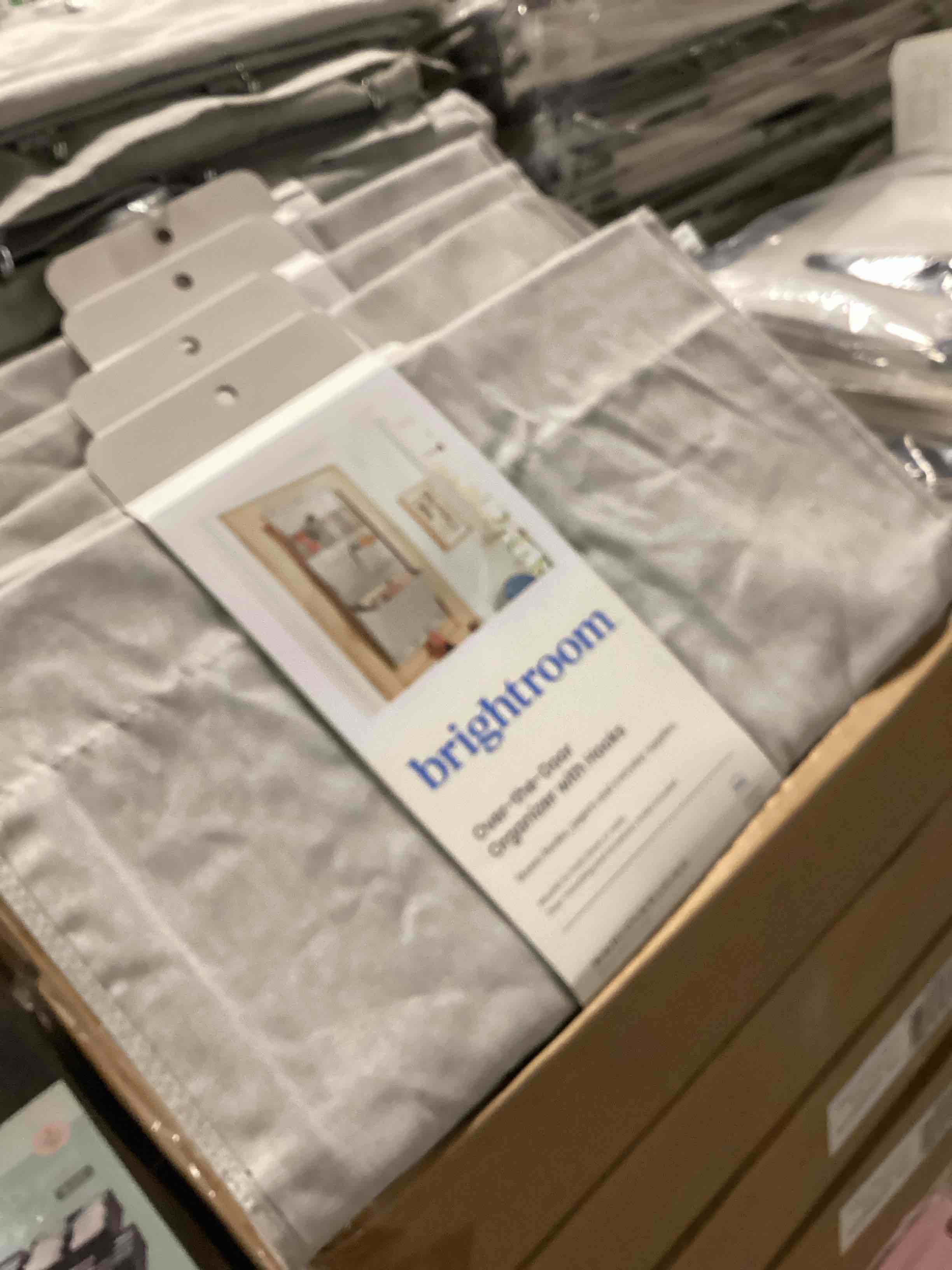 https://s3.amazonaws.com/lotting-images-prod/bidfta/_1757623413549.jpeg