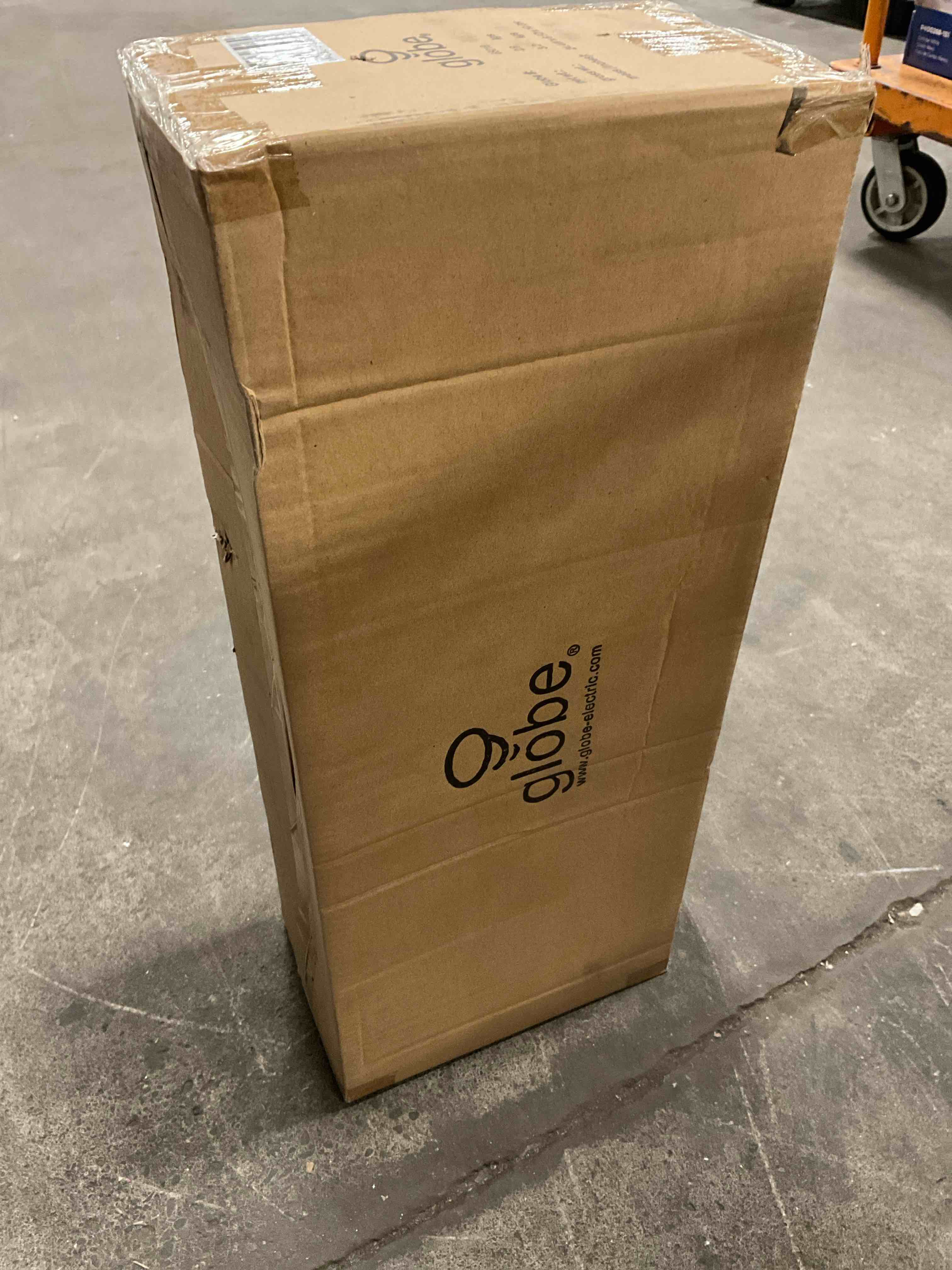 https://s3.amazonaws.com/lotting-images-prod/bidfta/_1757698942296.jpeg