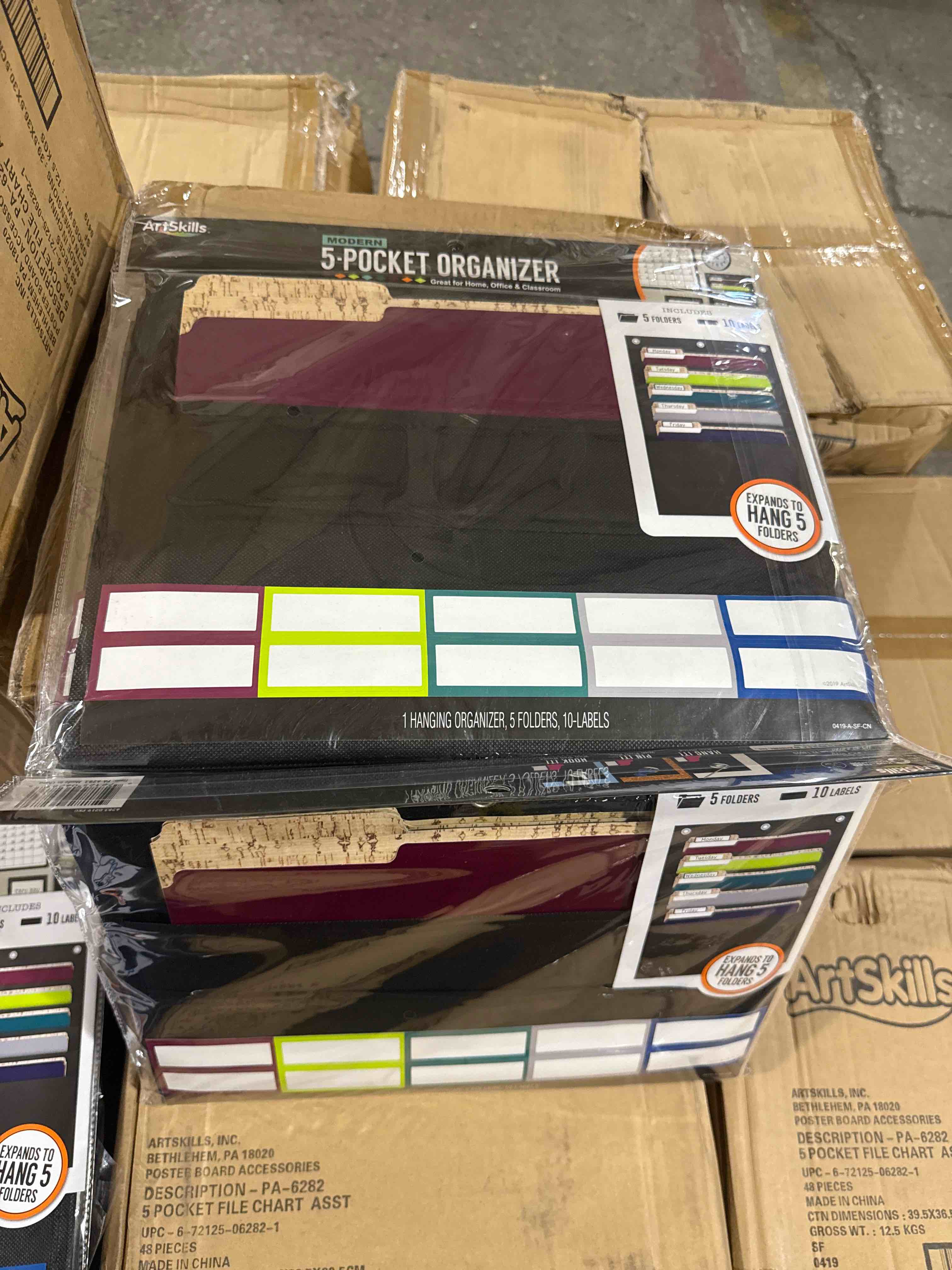 https://s3.amazonaws.com/lotting-images-prod/bidfta/_1757701432057.jpeg