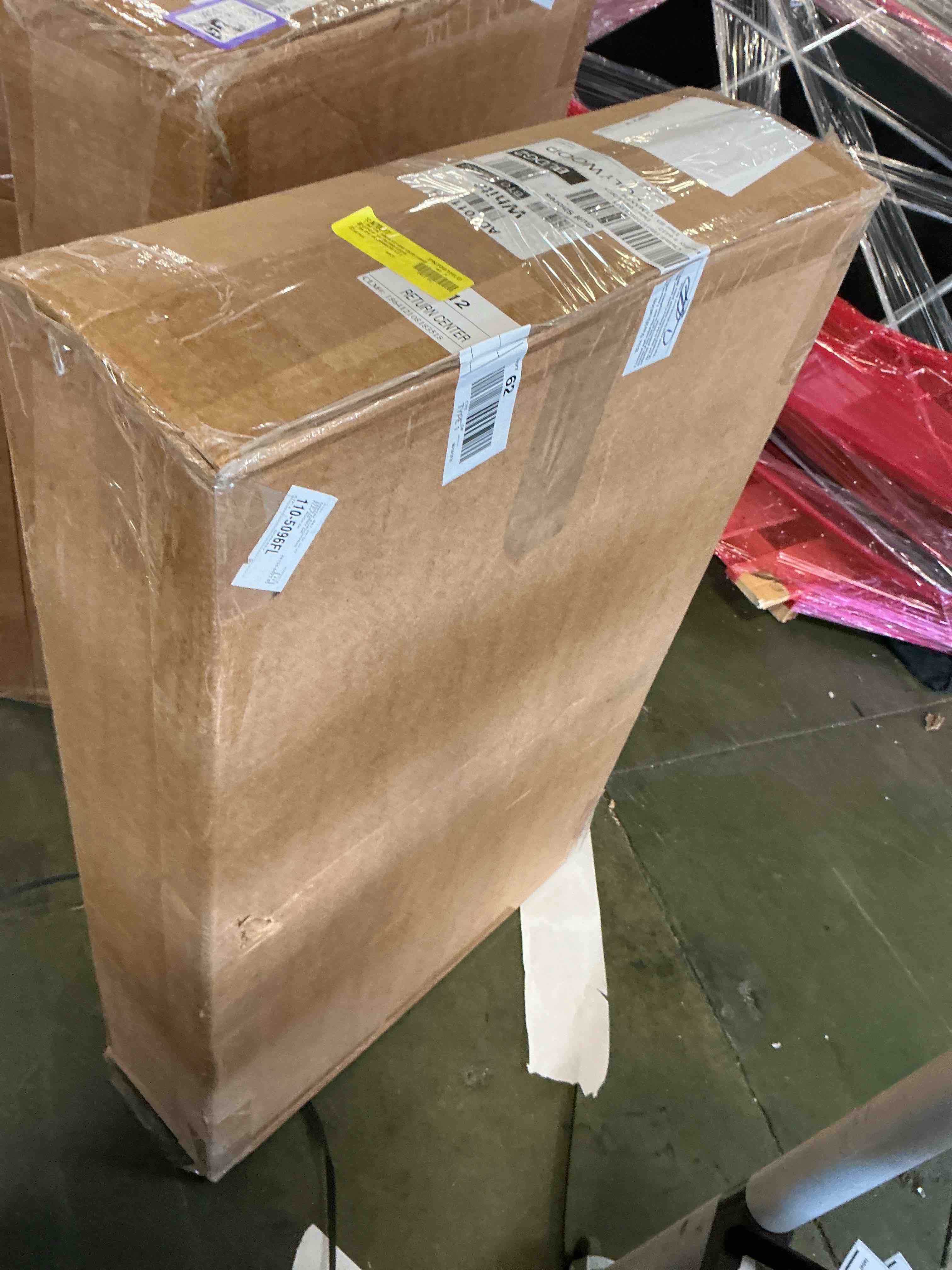 https://s3.amazonaws.com/lotting-images-prod/bidfta/_1758223839942.jpeg