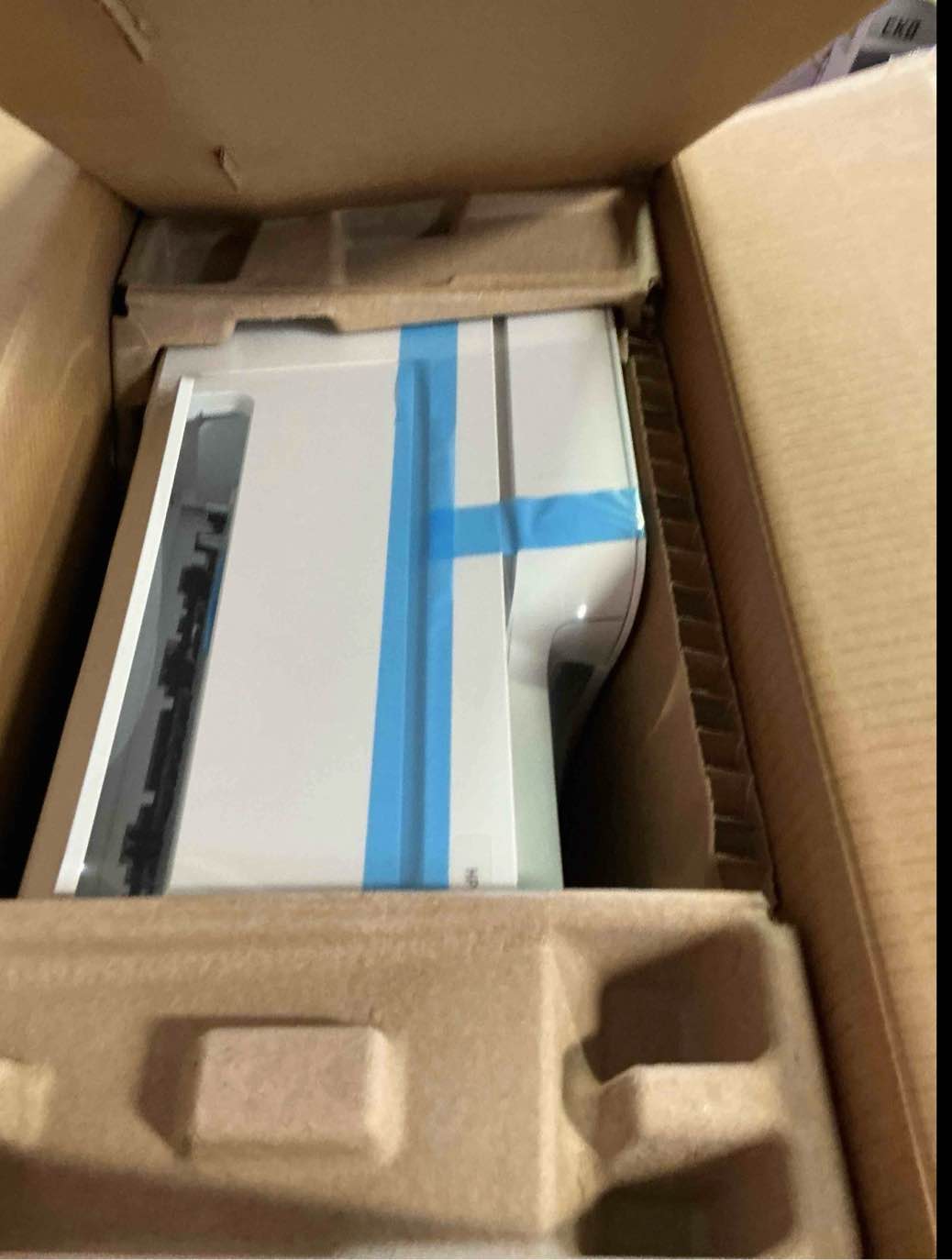 https://s3.amazonaws.com/lotting-images-prod/bidfta/_1758654670216.jpeg