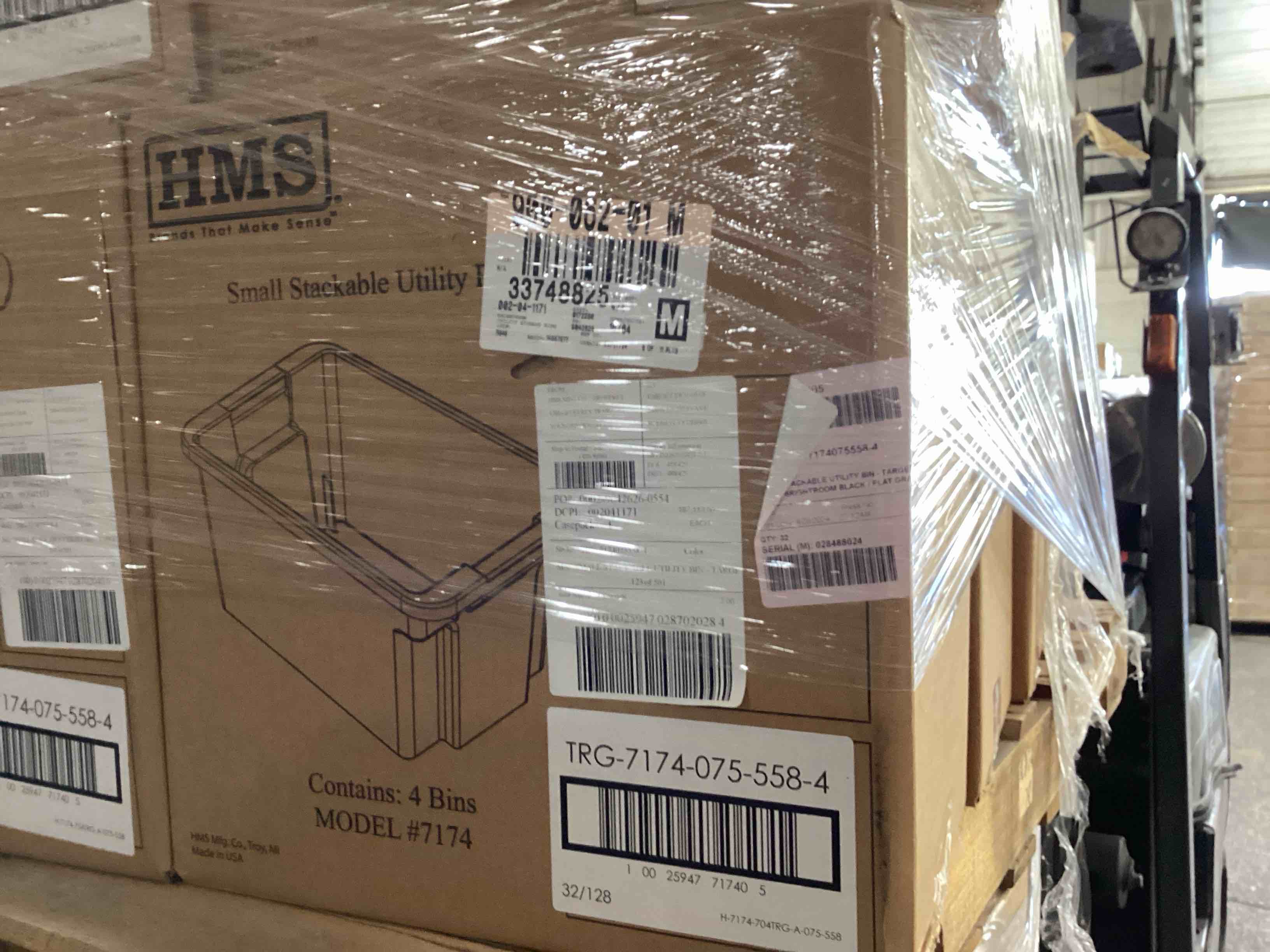 https://s3.amazonaws.com/lotting-images-prod/bidfta/_1759167376792.jpeg