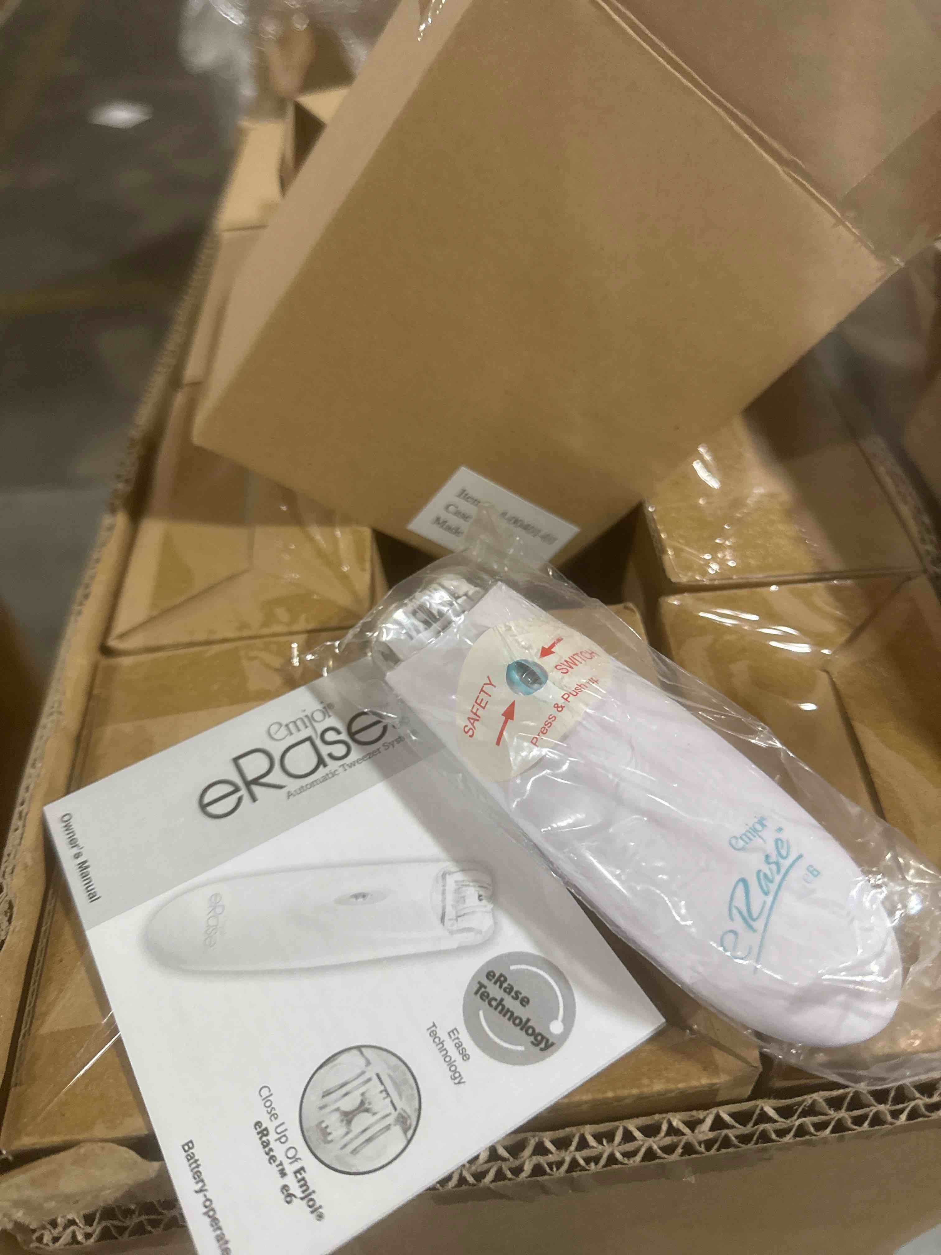 https://s3.amazonaws.com/lotting-images-prod/bidfta/_1759868773421.jpeg