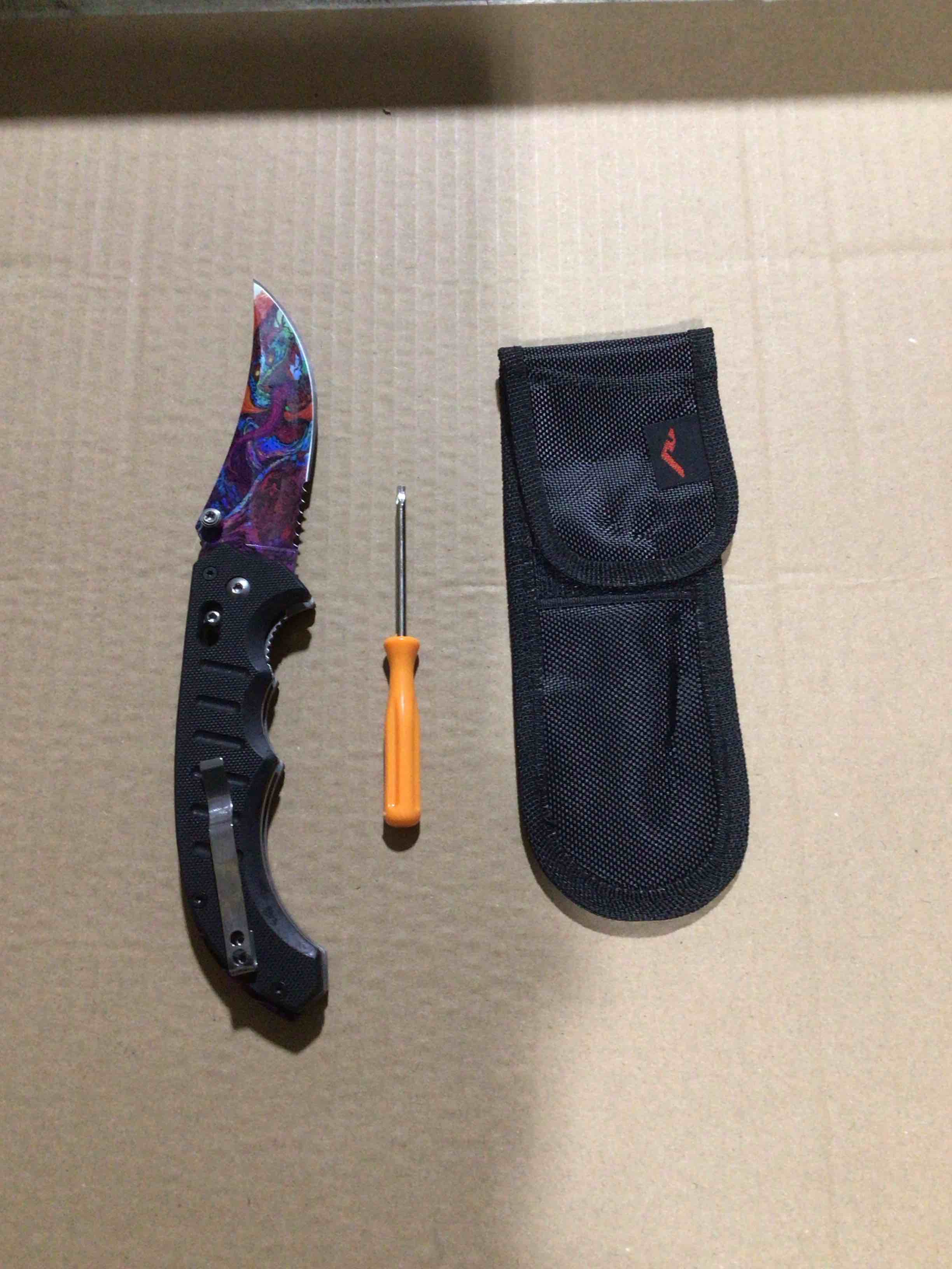 Condition photo showing New/Like New for Rhino knife
