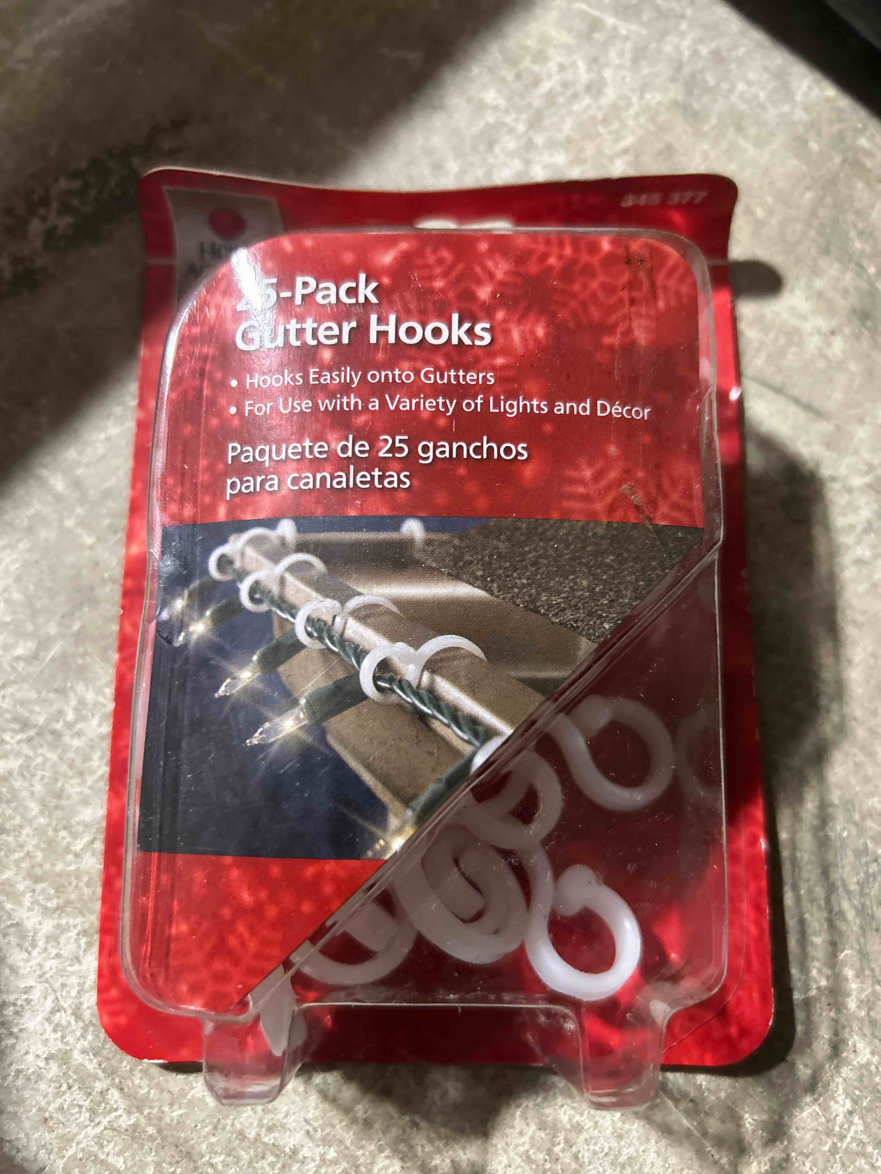 25-pack gutter hooks