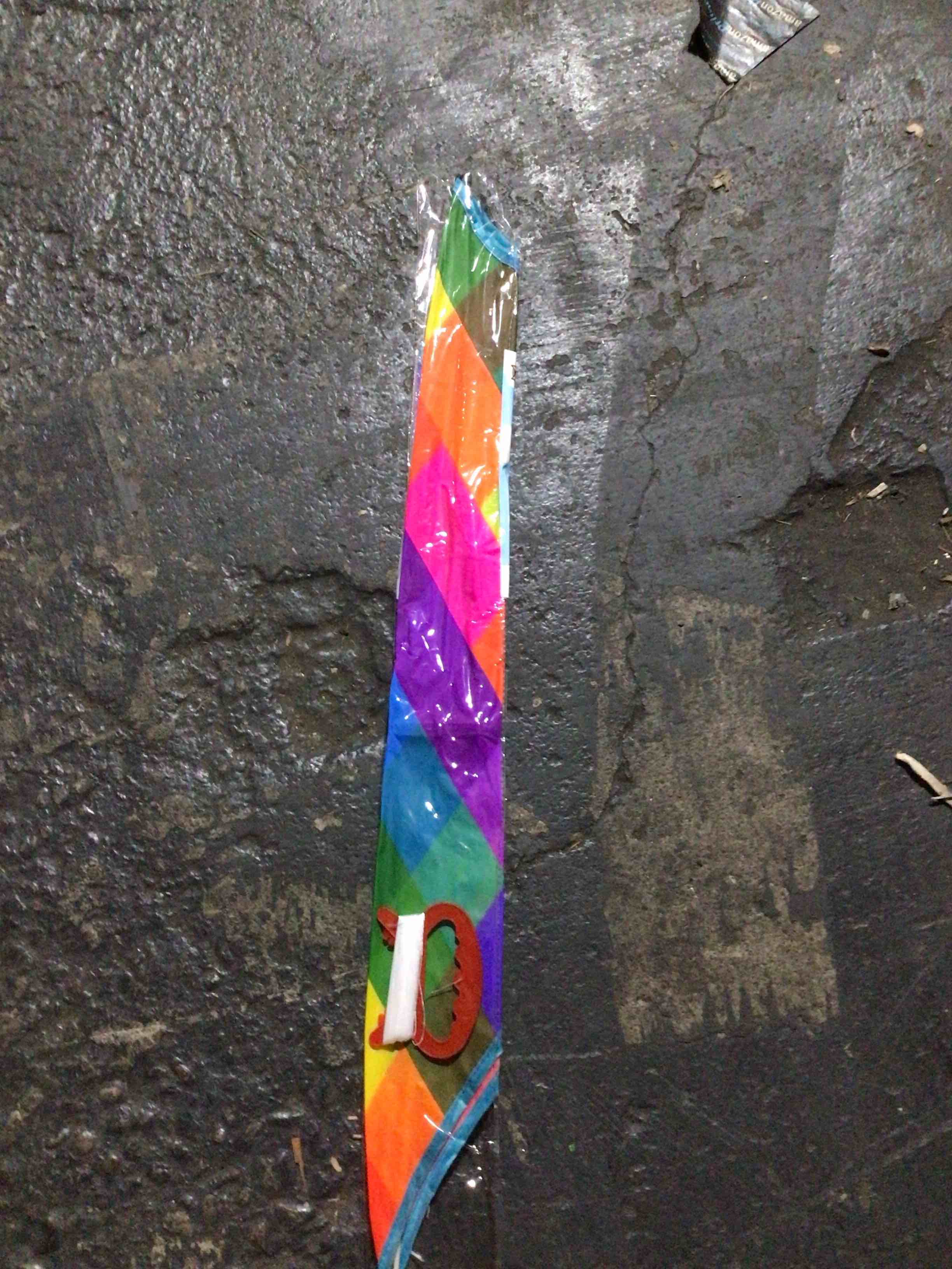 Brybelly Rainbow Plaid Diamond Kite