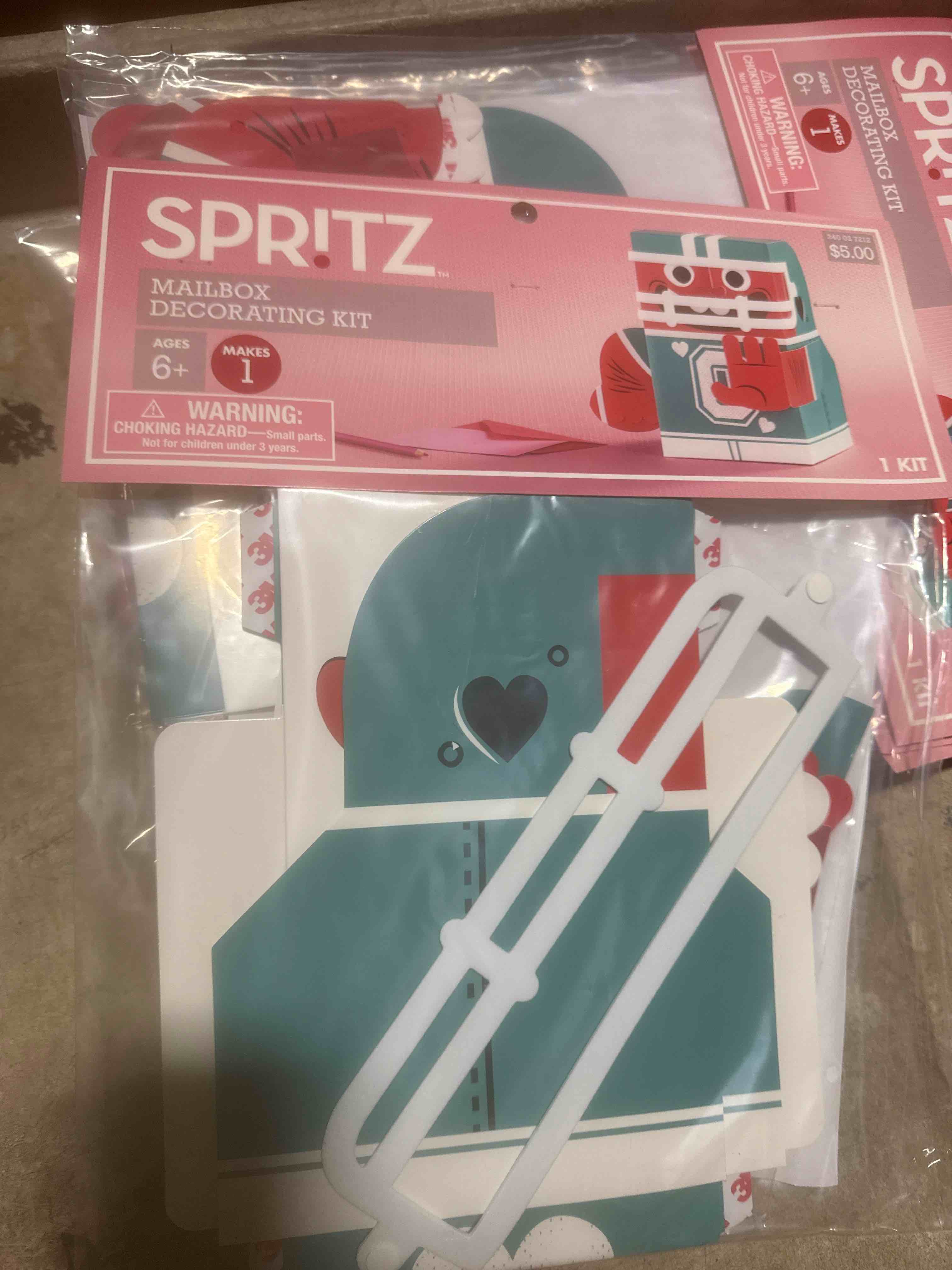 set of 4 Football Valentine's Day Paper Craft Kits - Spritz™