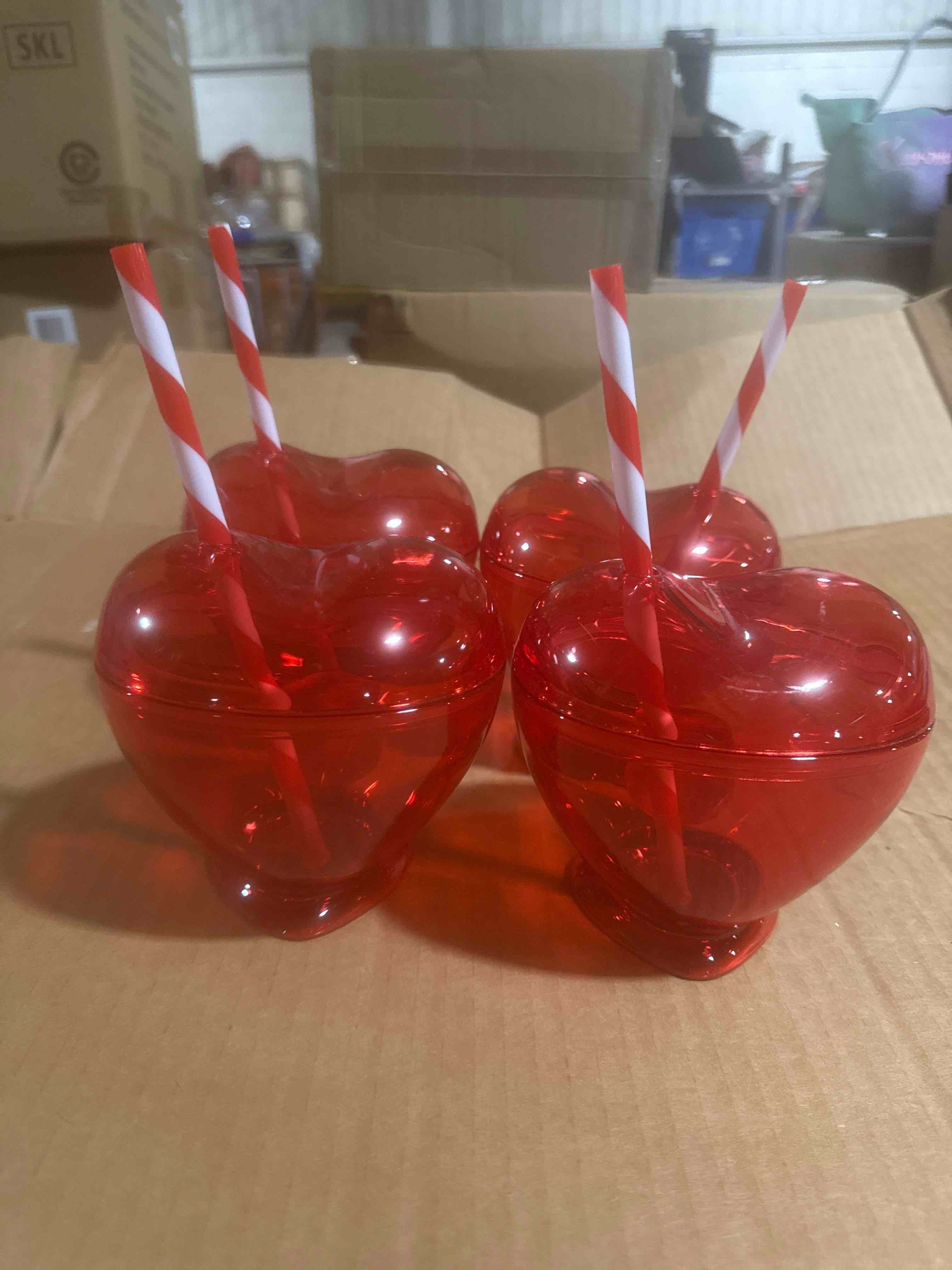 set of 4 14 fl oz Figural Heart Tumbler with Straw- Room Essentials™ (color varies ) 