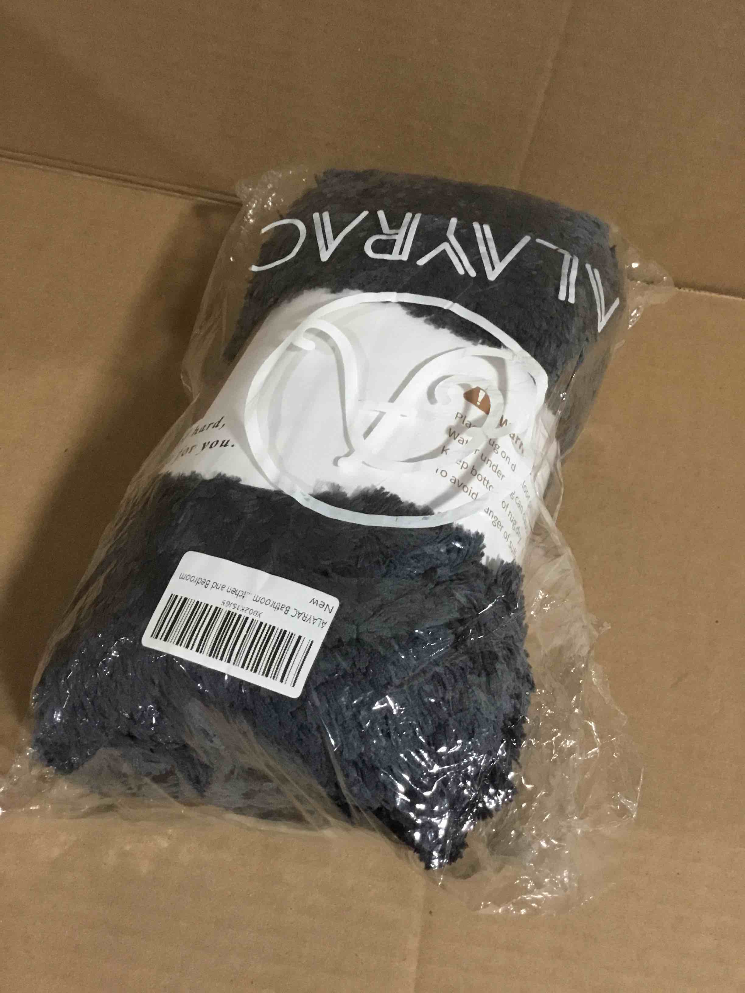 Alayrac Non Slip Bathroom Mat, Gray ( 17.7” x 25.6” )