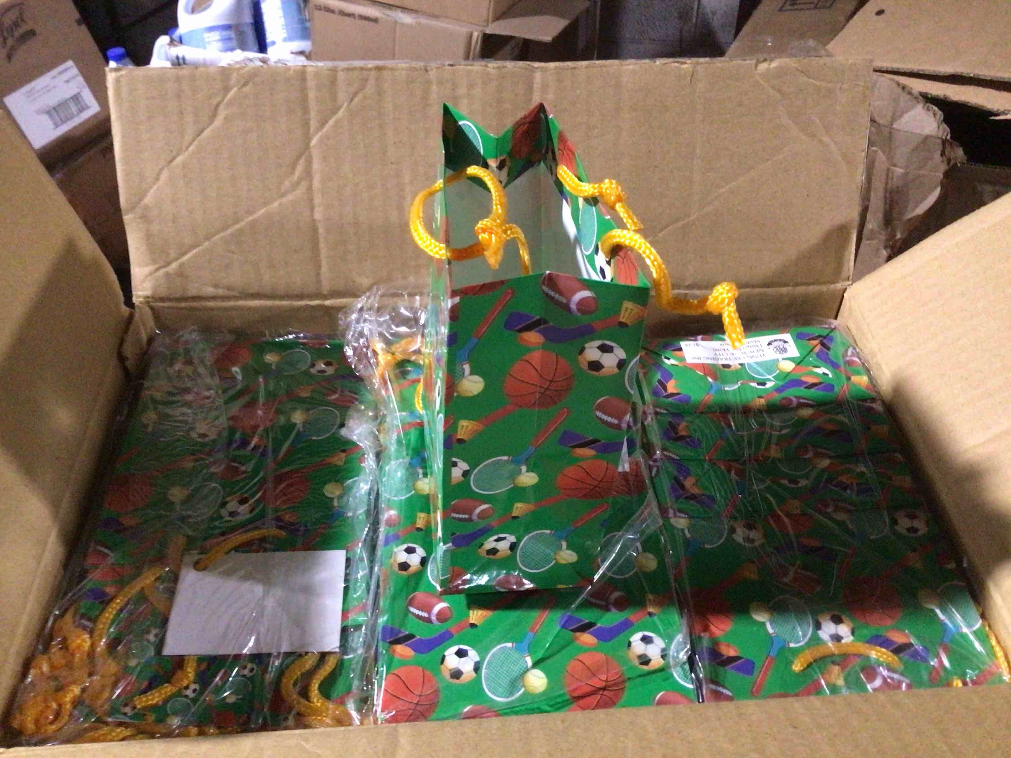 Condition photo showing New/Like New for case of 300 paper small (birthday)