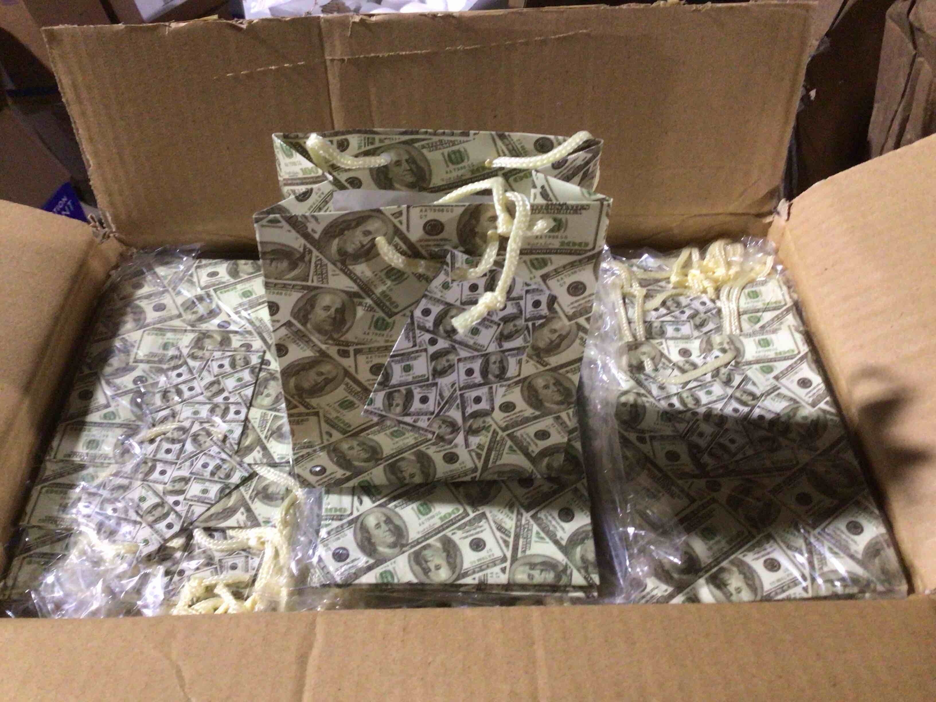 case of paper small (birthday)