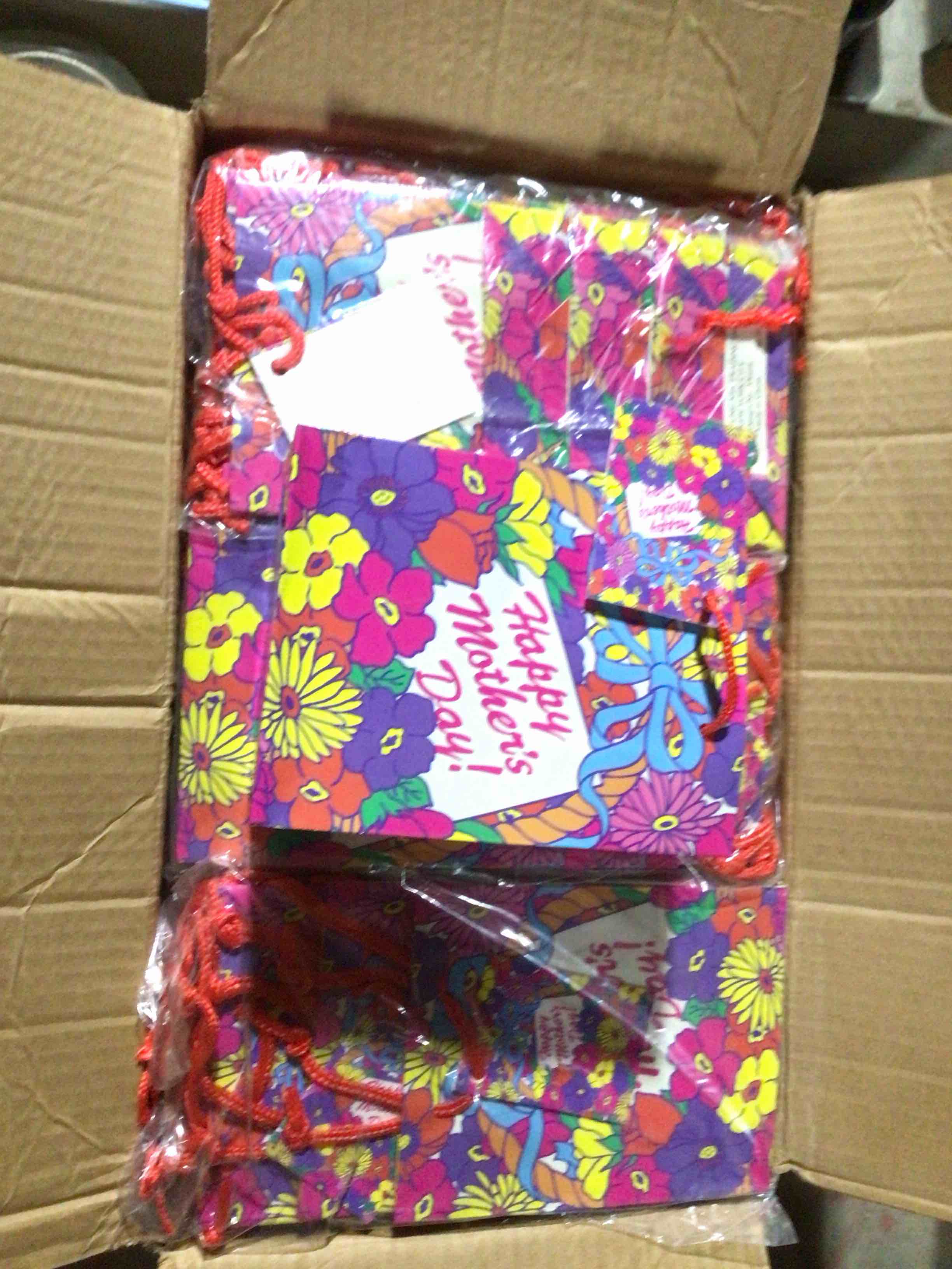 Condition photo showing New/Like New for case of paper small (birthday)