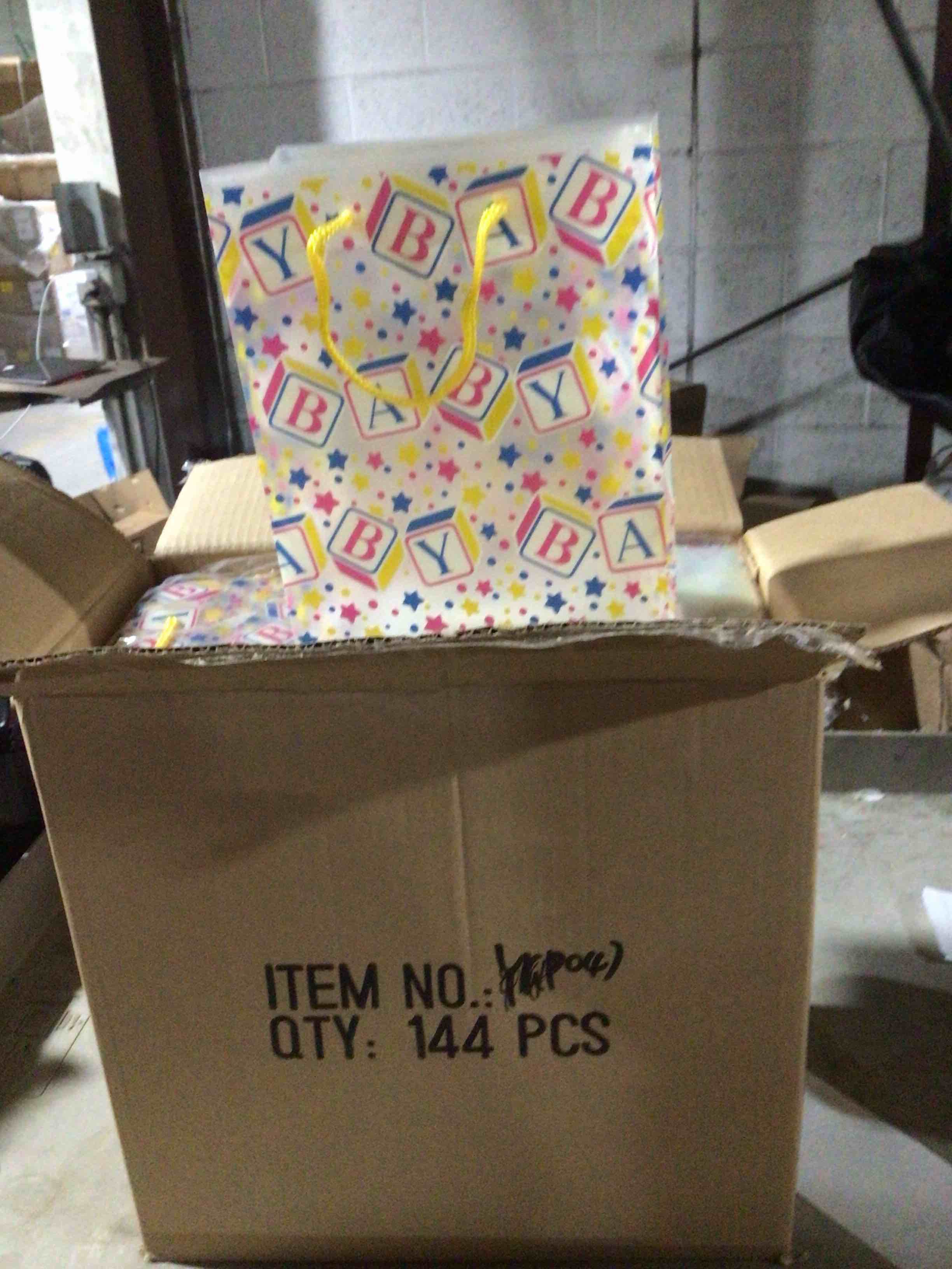 case of 144 paper small (birthday)