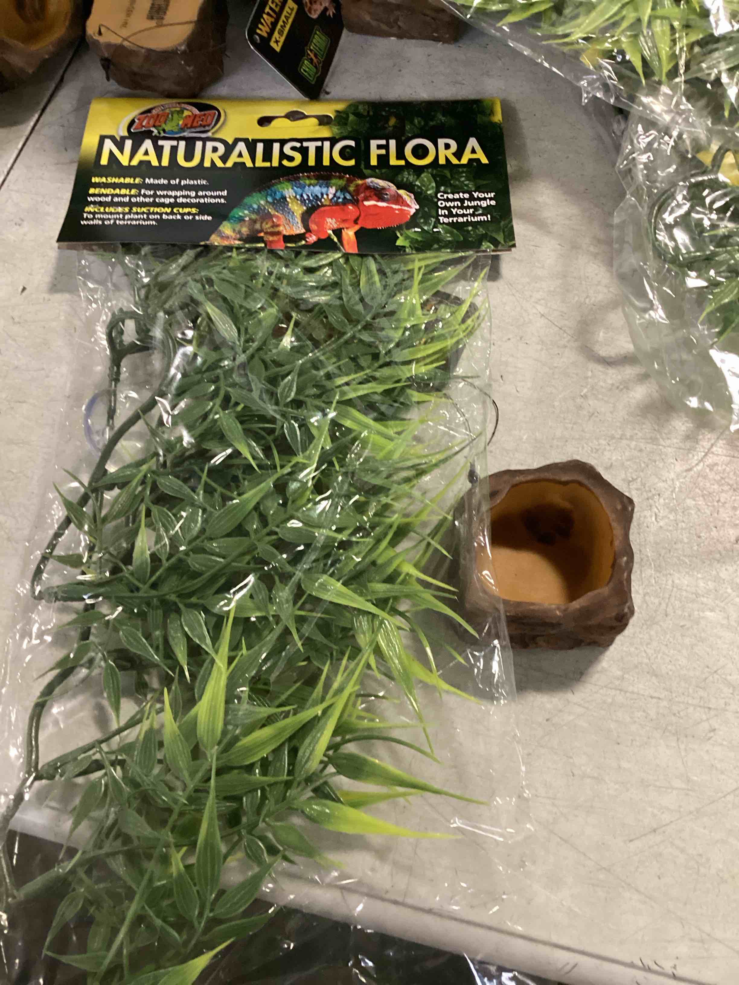 Condition photo showing New/Like New for Assorted Pet Essentials, Variety of items