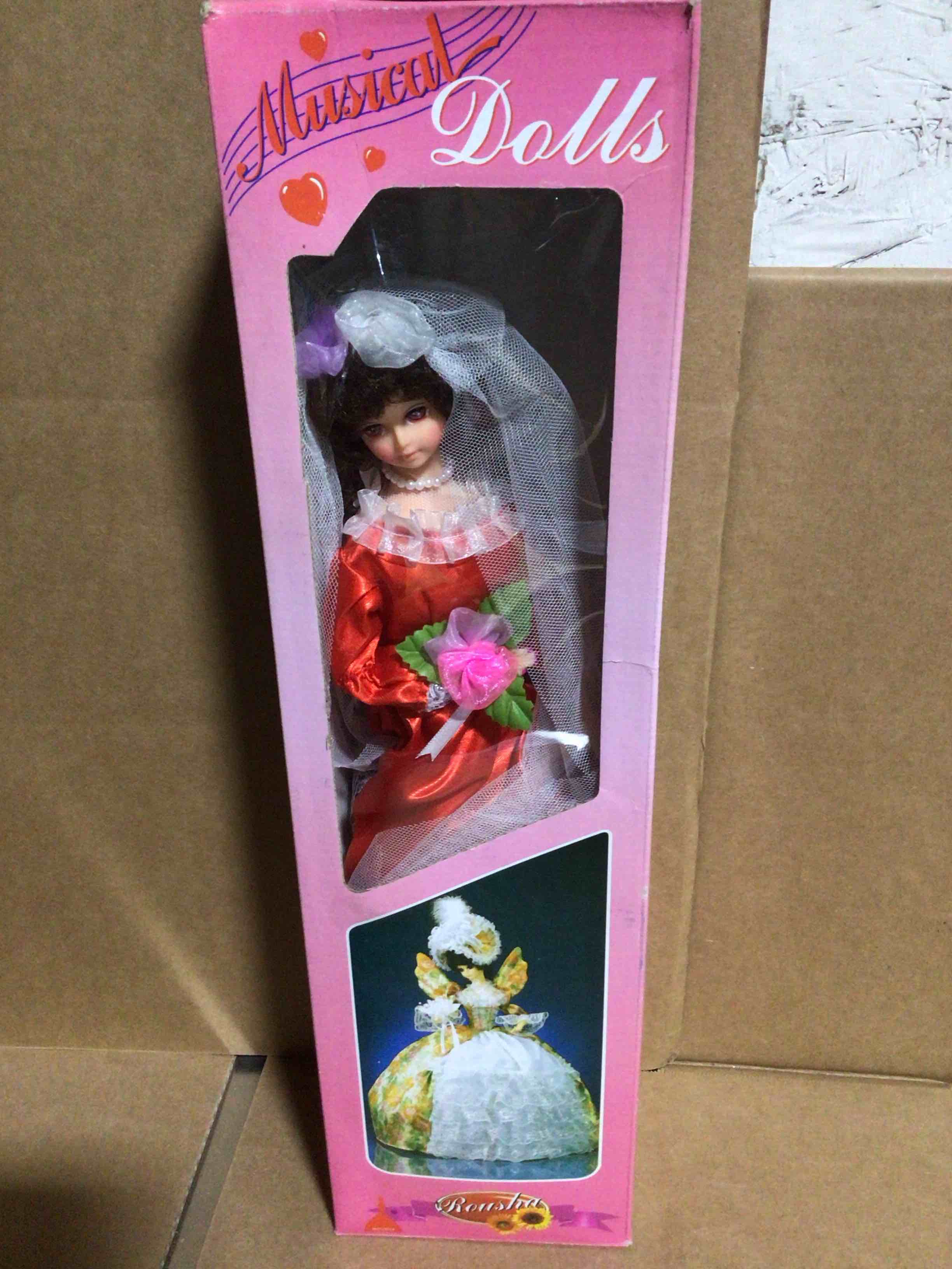 Collection of Elegant Dolls  , Musical Dolls