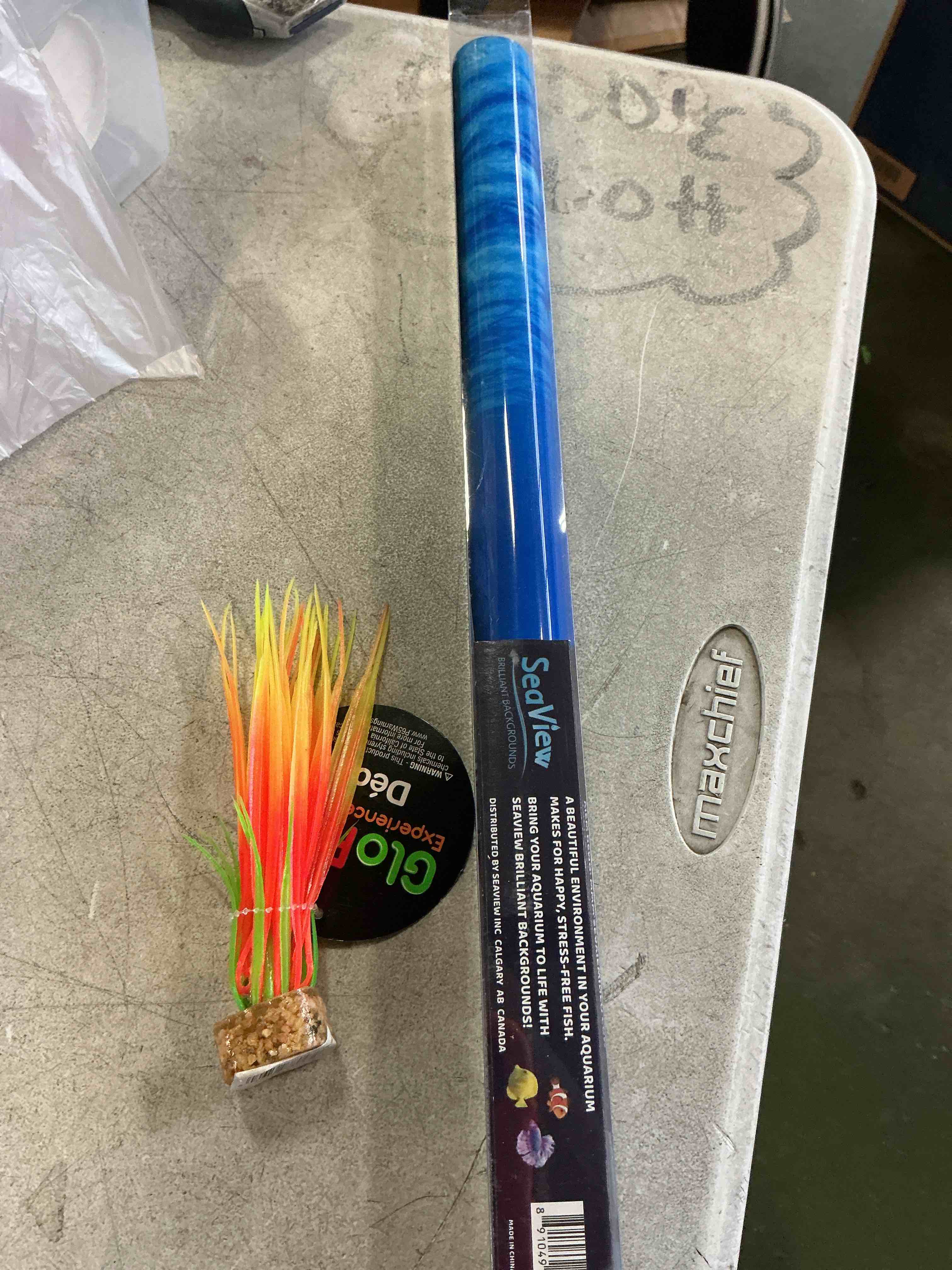 Condition photo showing Good Condition for Assorted Pet Essentials, Variety of items (differents colors & models). 