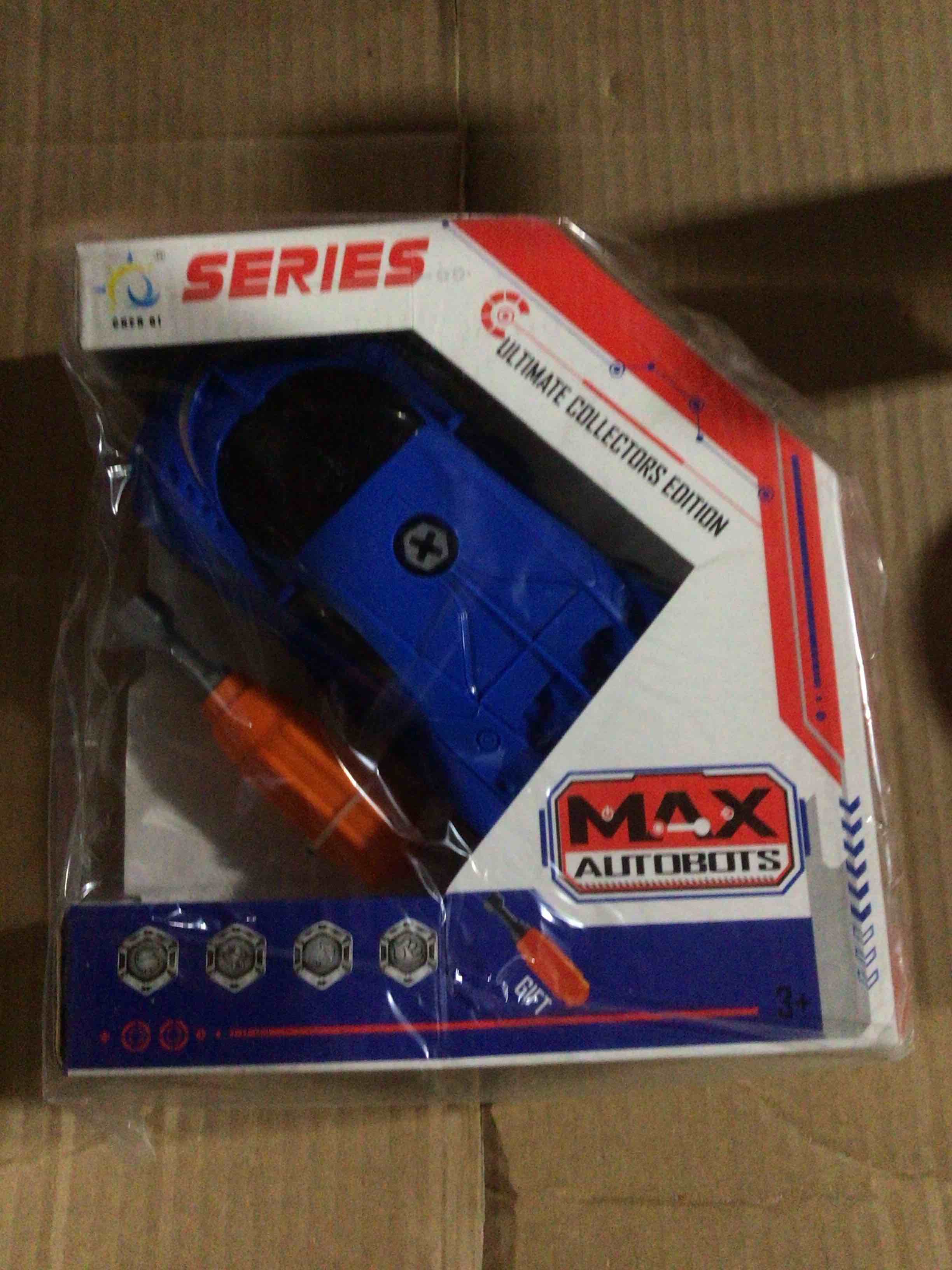 Chen Qi series brand assembly toy , called max Autobots ultimate collectors edition 