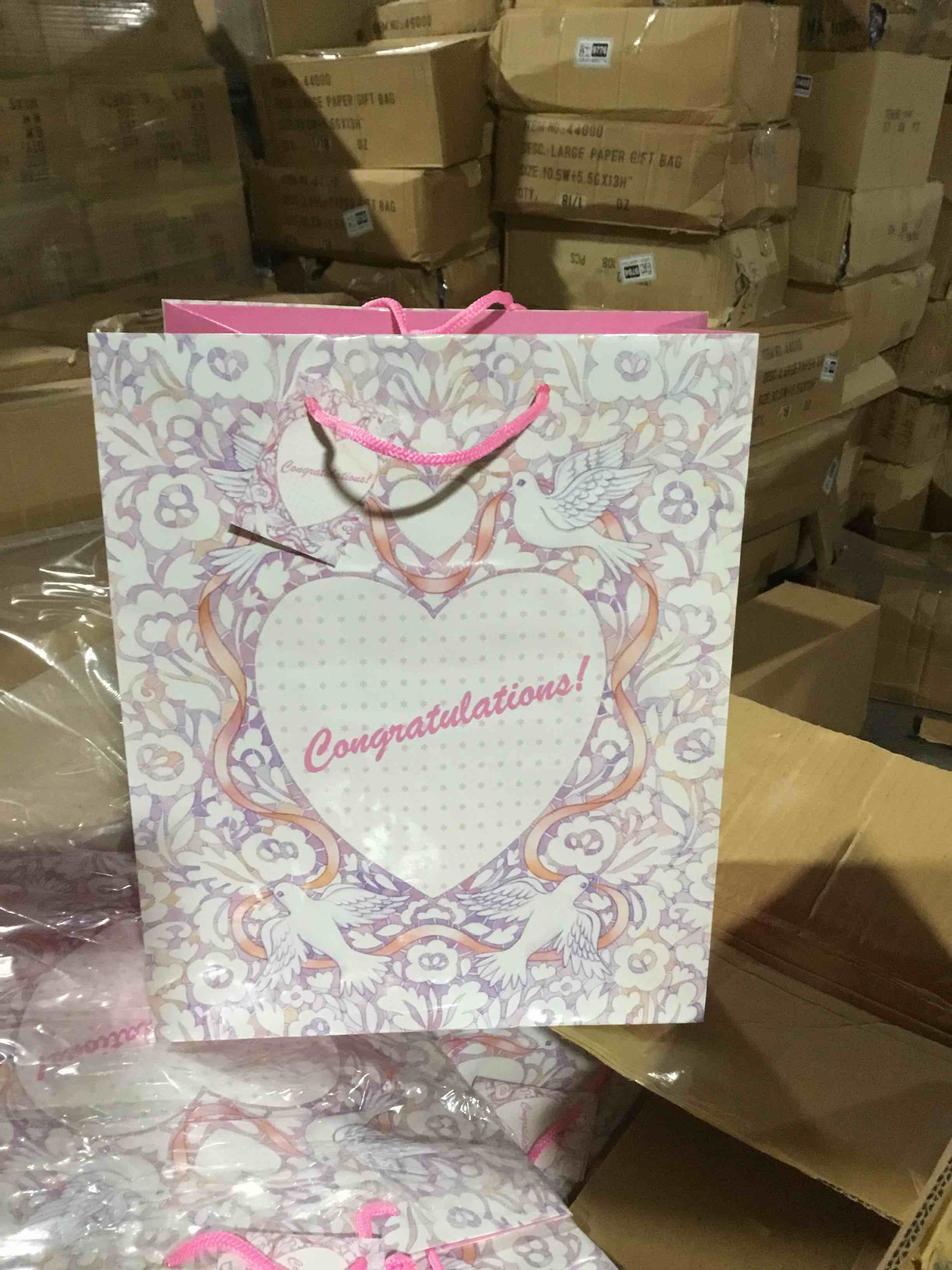 Box of 108 large gift bags Congratulations