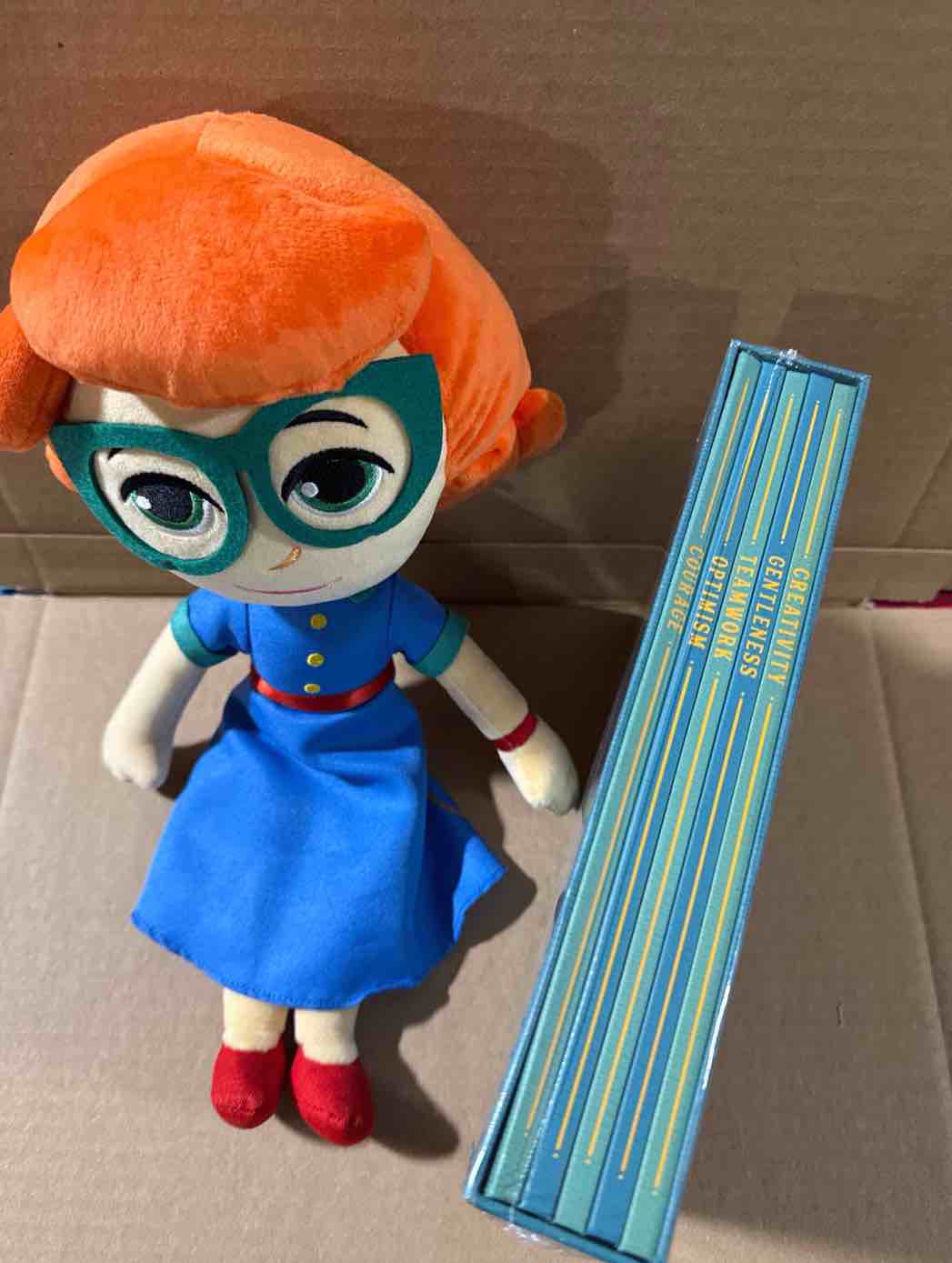 A Wonderful Day With Mabel Maclay Book Set And Plush 