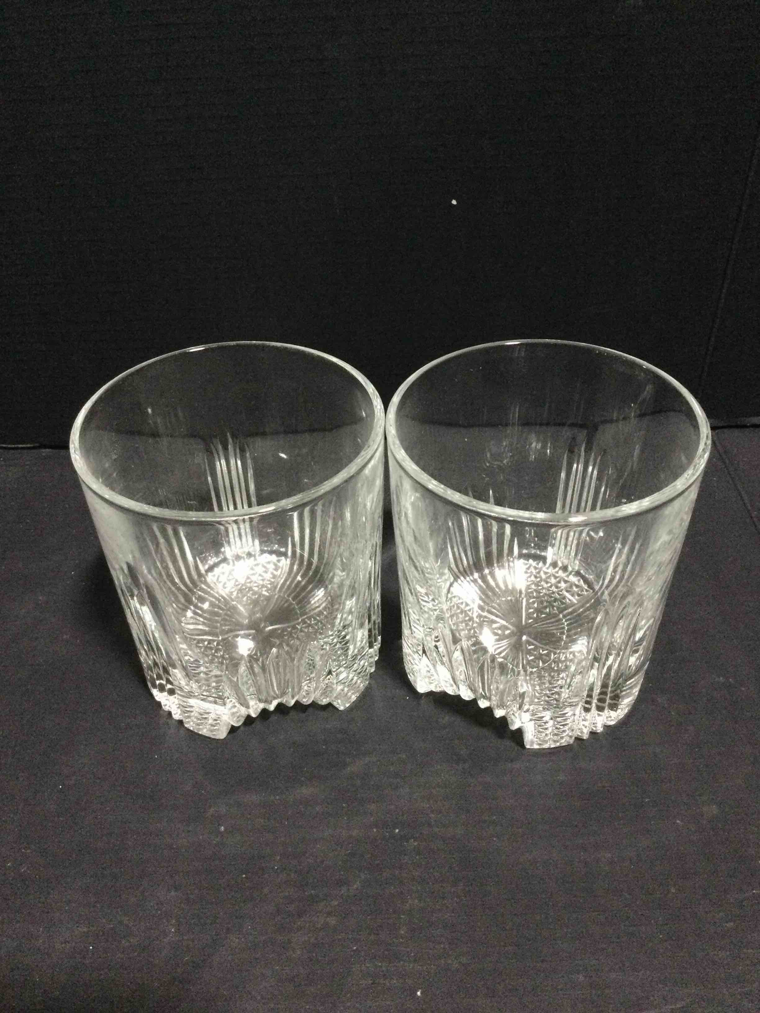 set of 2 clear whiskey glasses